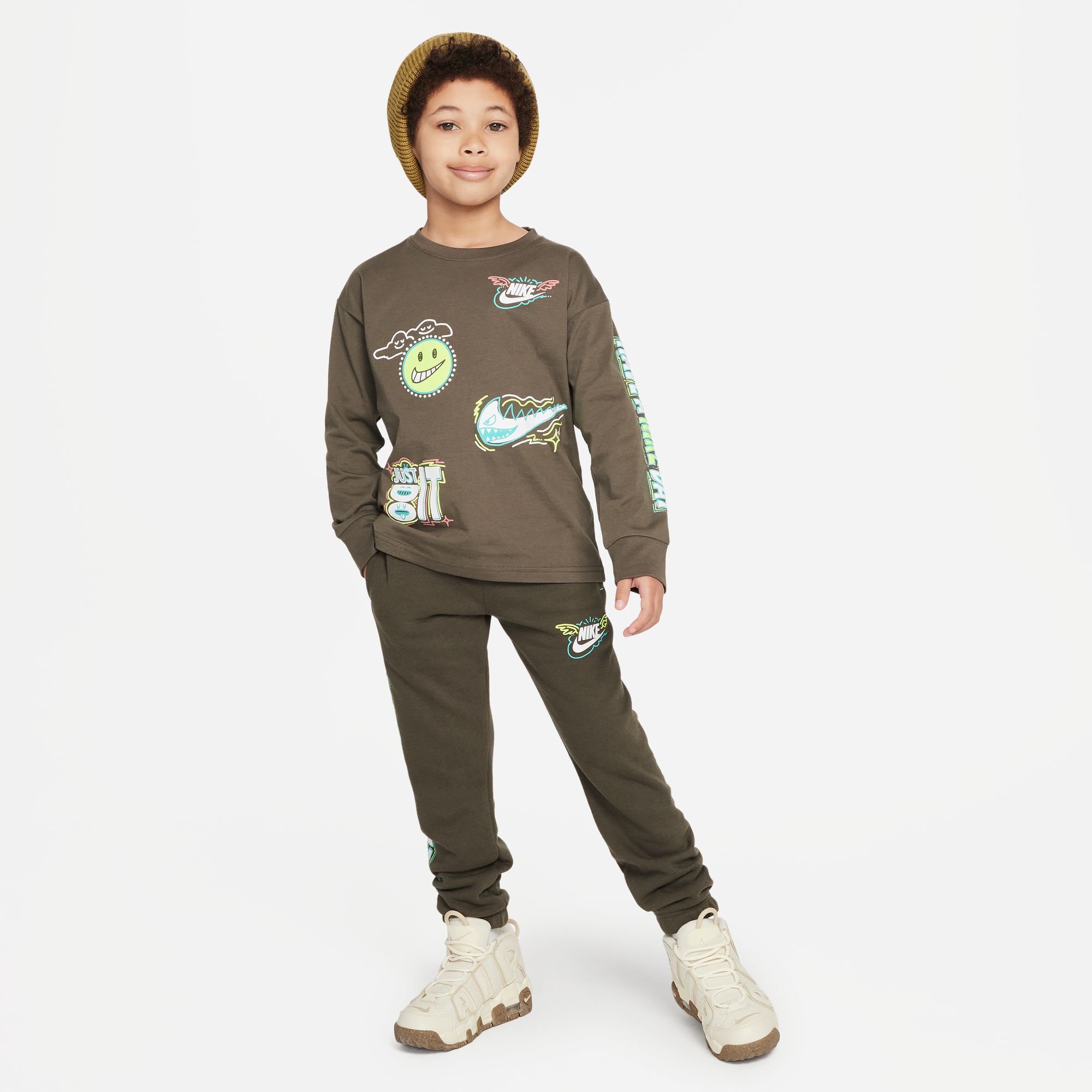 تيشيرت نايكي سبورتسوير "ارت اوف بلاي" ريلاكسد بأكمام طويلة image number 3