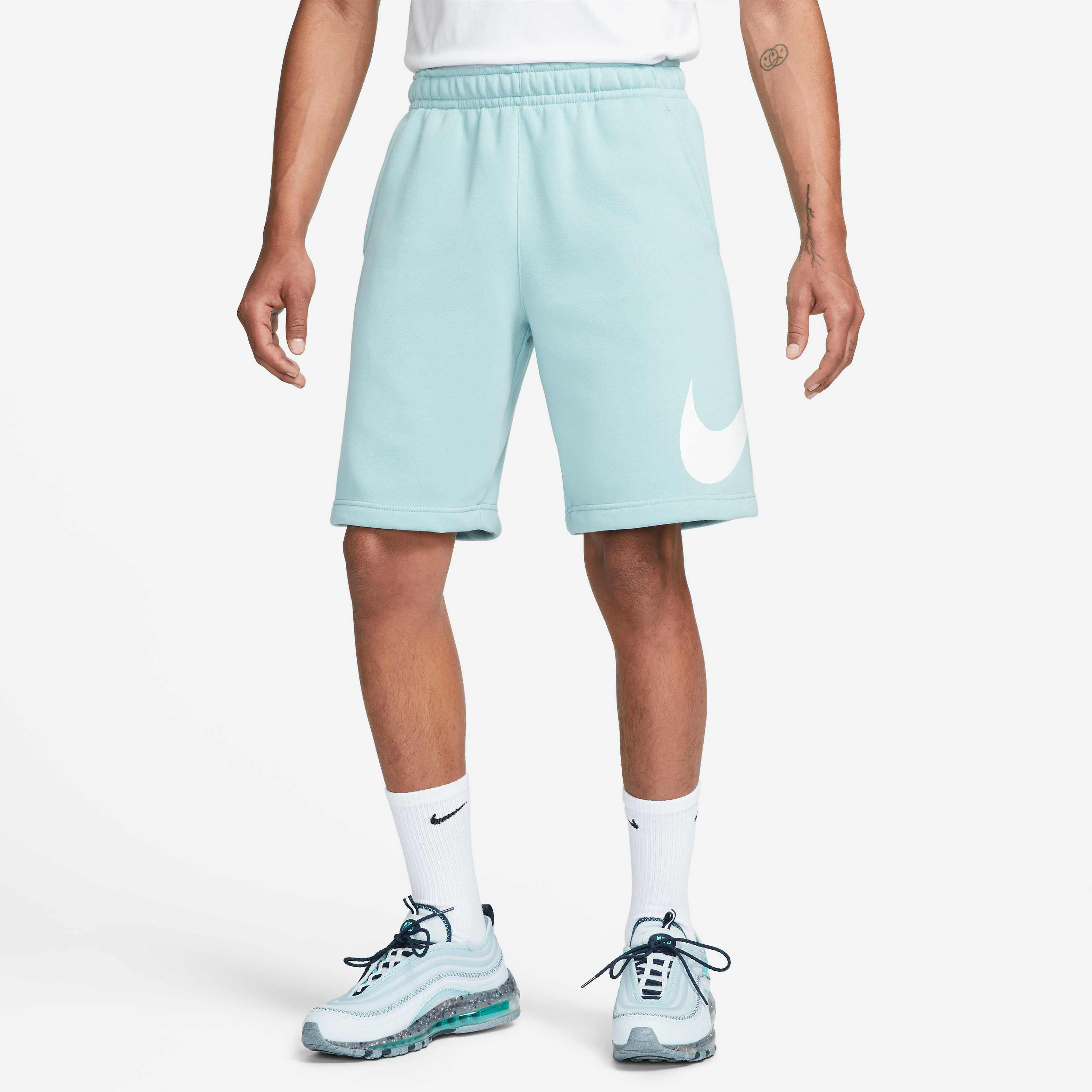 nike sportswear club men's graphic shorts