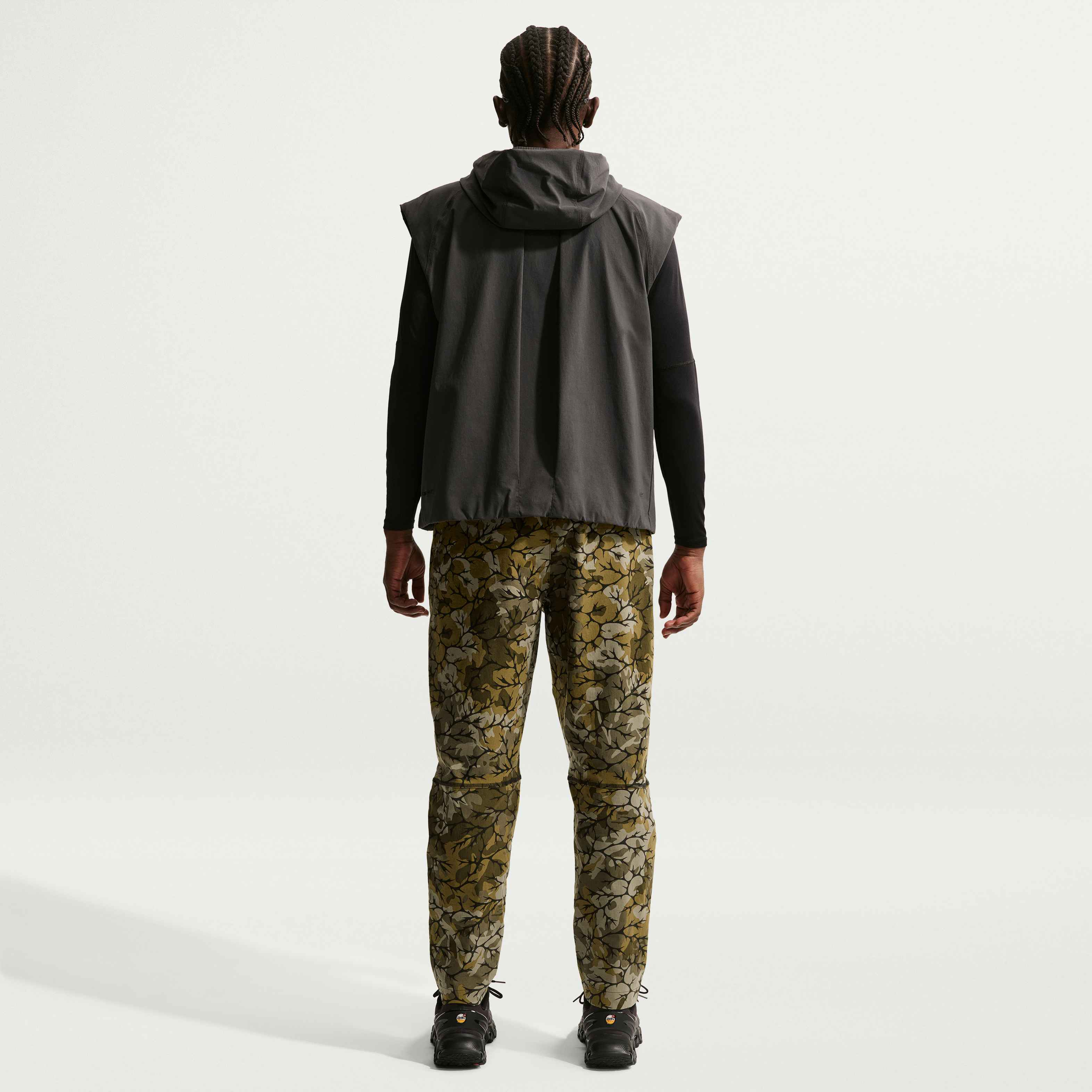 نايكي تك image number 4