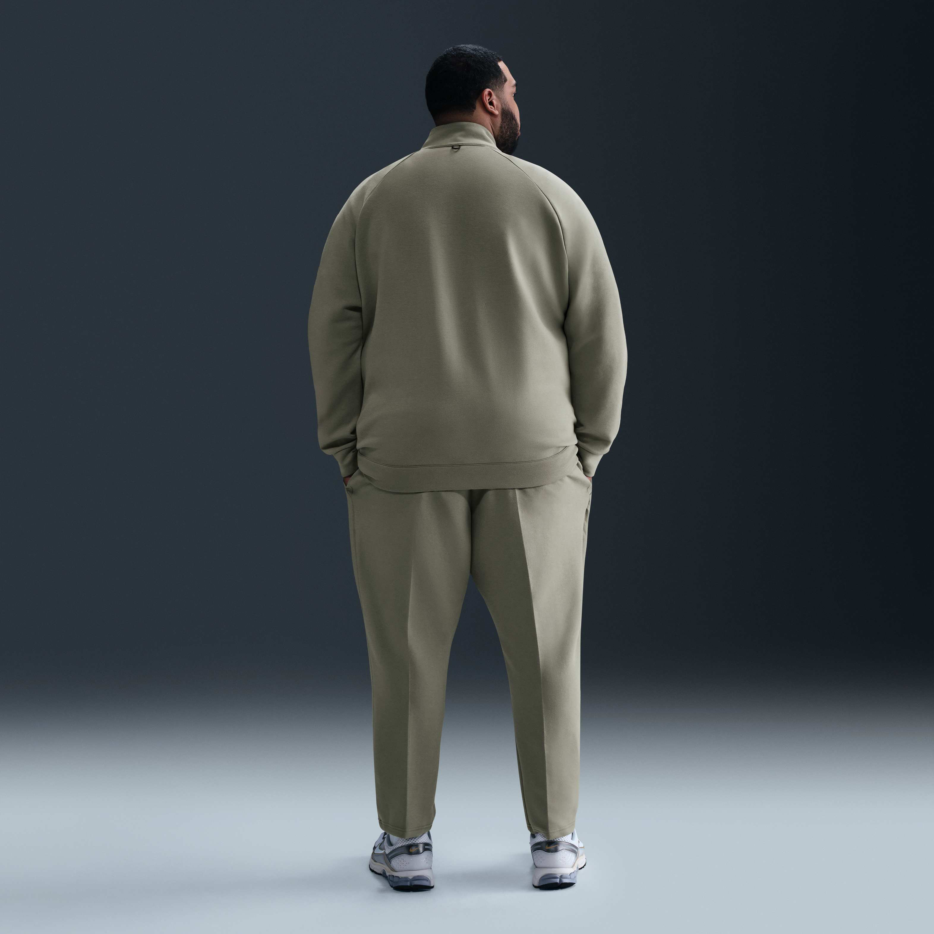 نايكي 24.7 امبوسبلي سوفت image number 9