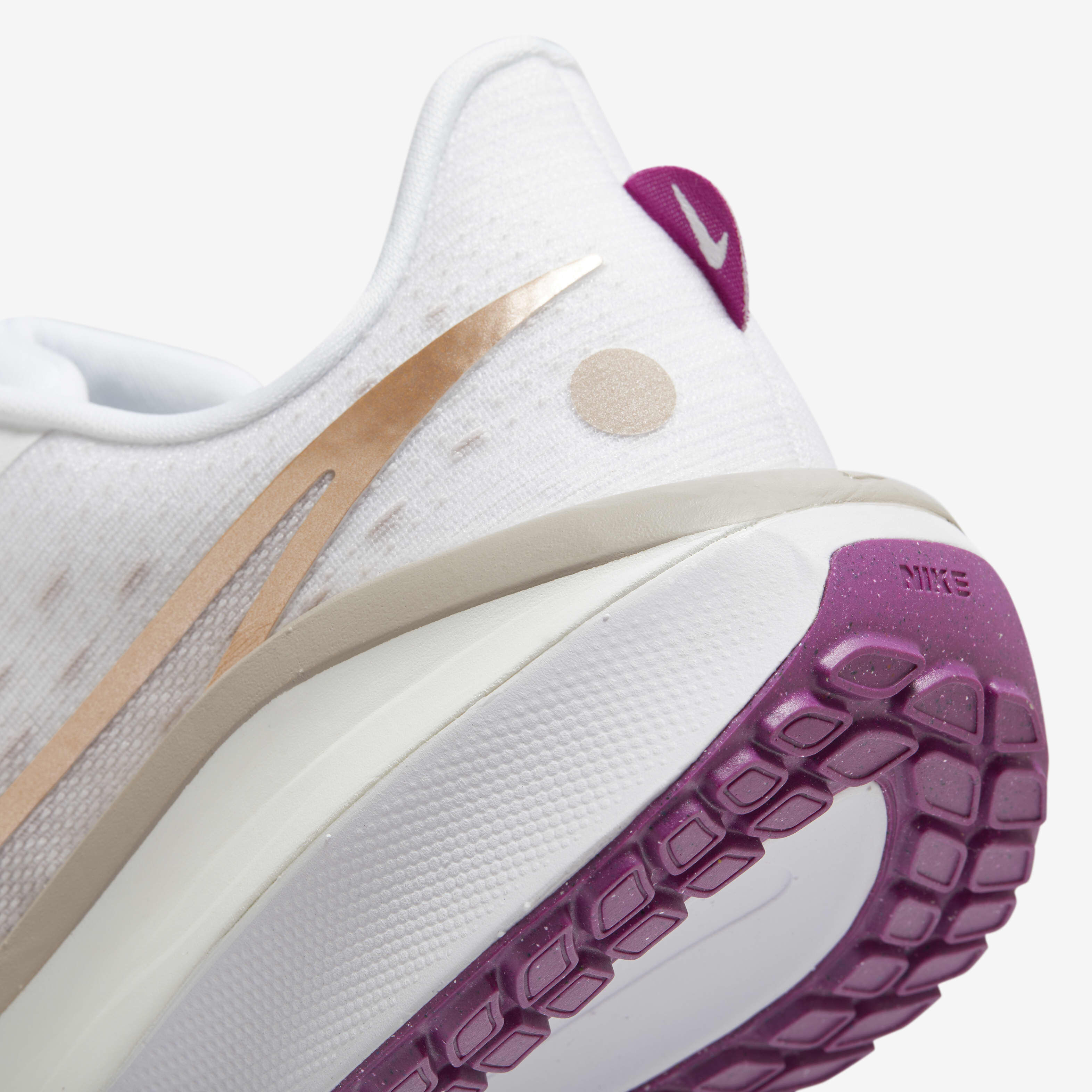 Nike vomero womens sale online
