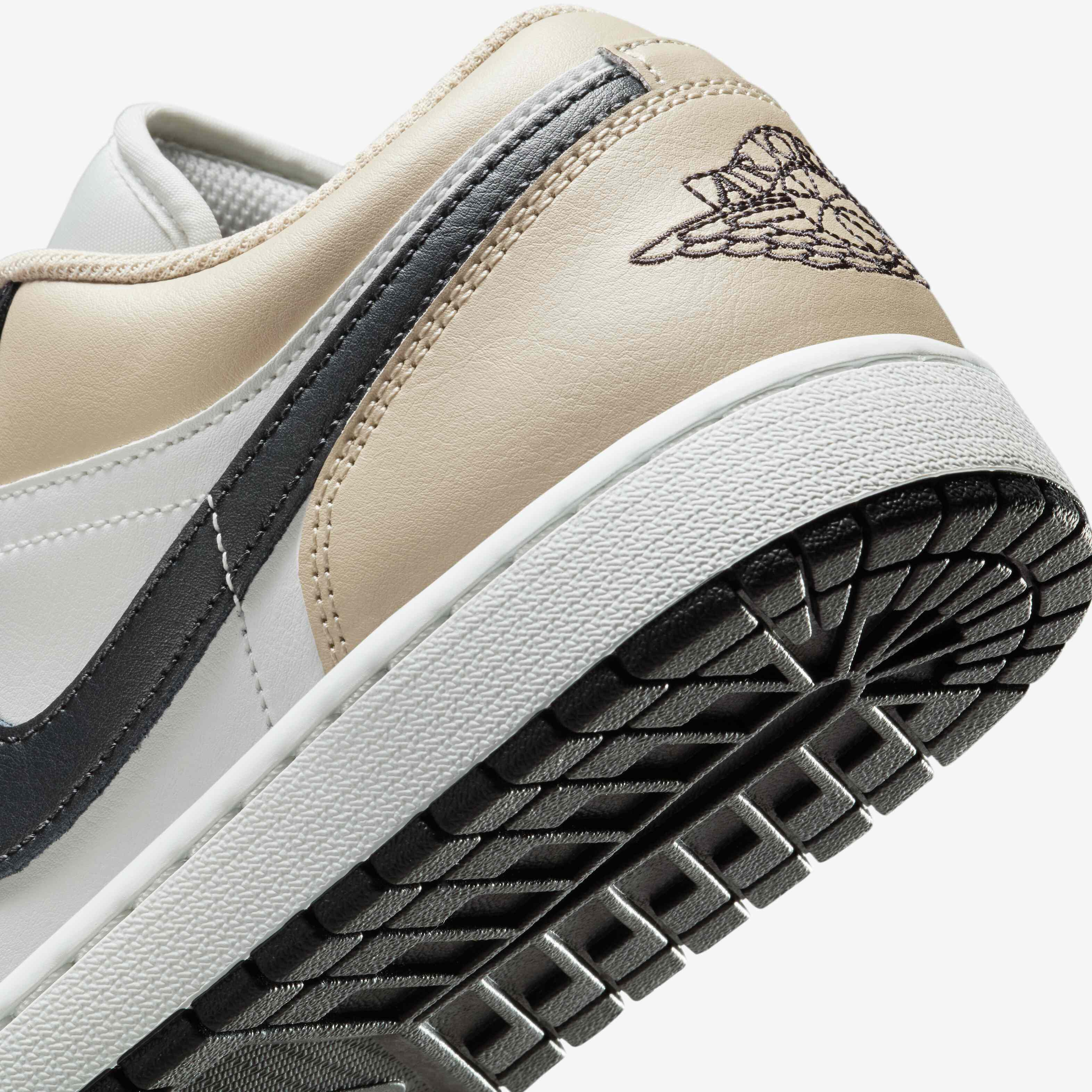 Air Jordan 1 Low image number 7