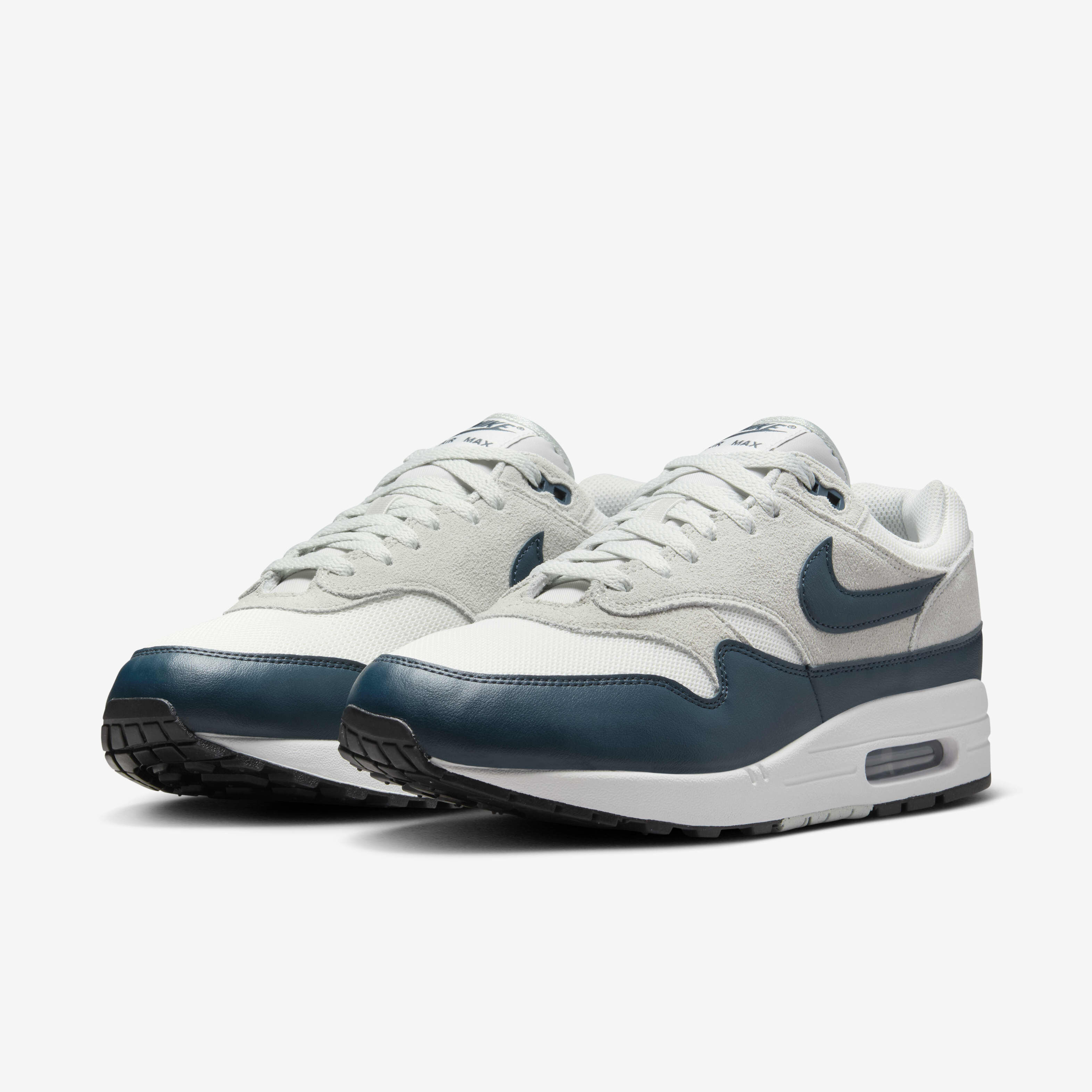 Nike Air Max 1 Essential image number 4