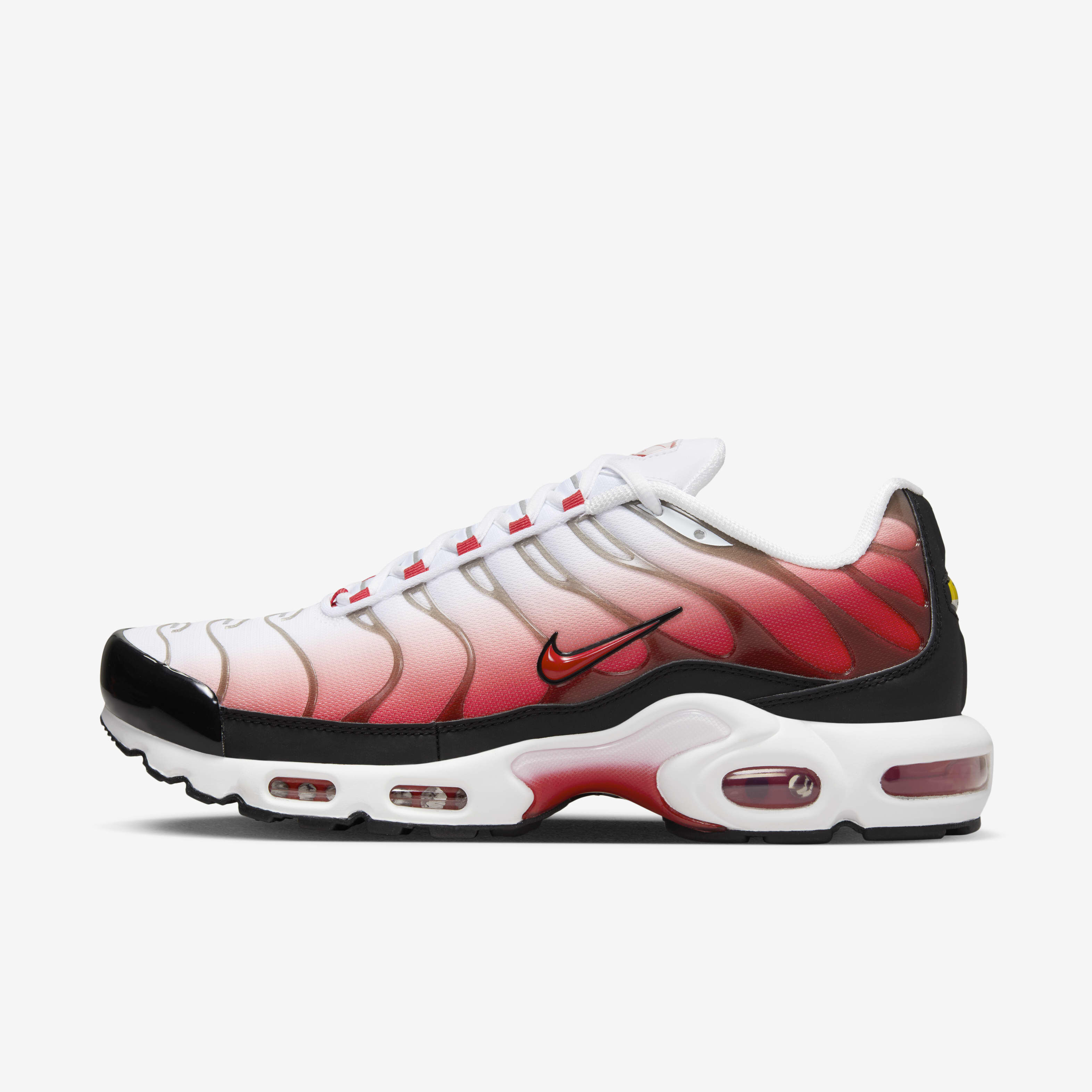 Air max plus men's black and red outlet