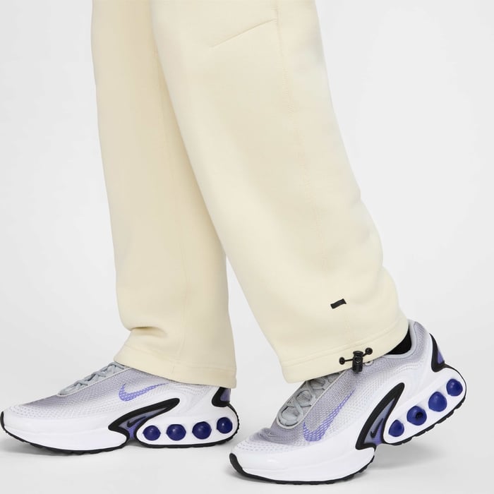 نايكي تك image number 6 نايكي تك image number 6