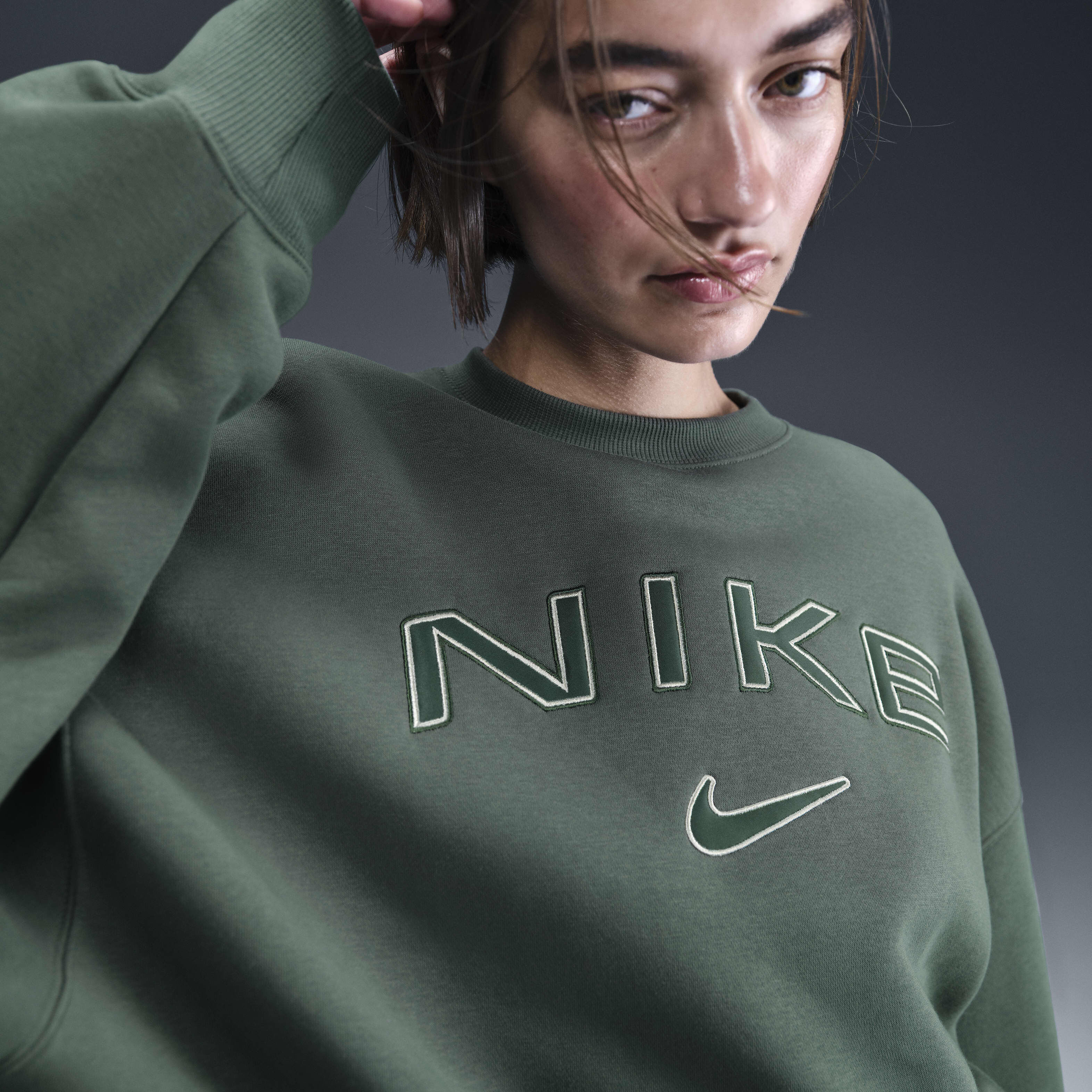 Buy Nike Sportswear Phoenix Fleece Women s Over Oversized Crew Neck Logo Sweatshirt Nike Saudi Official