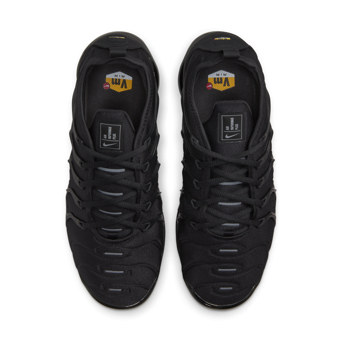 Vapormax sales plus logo