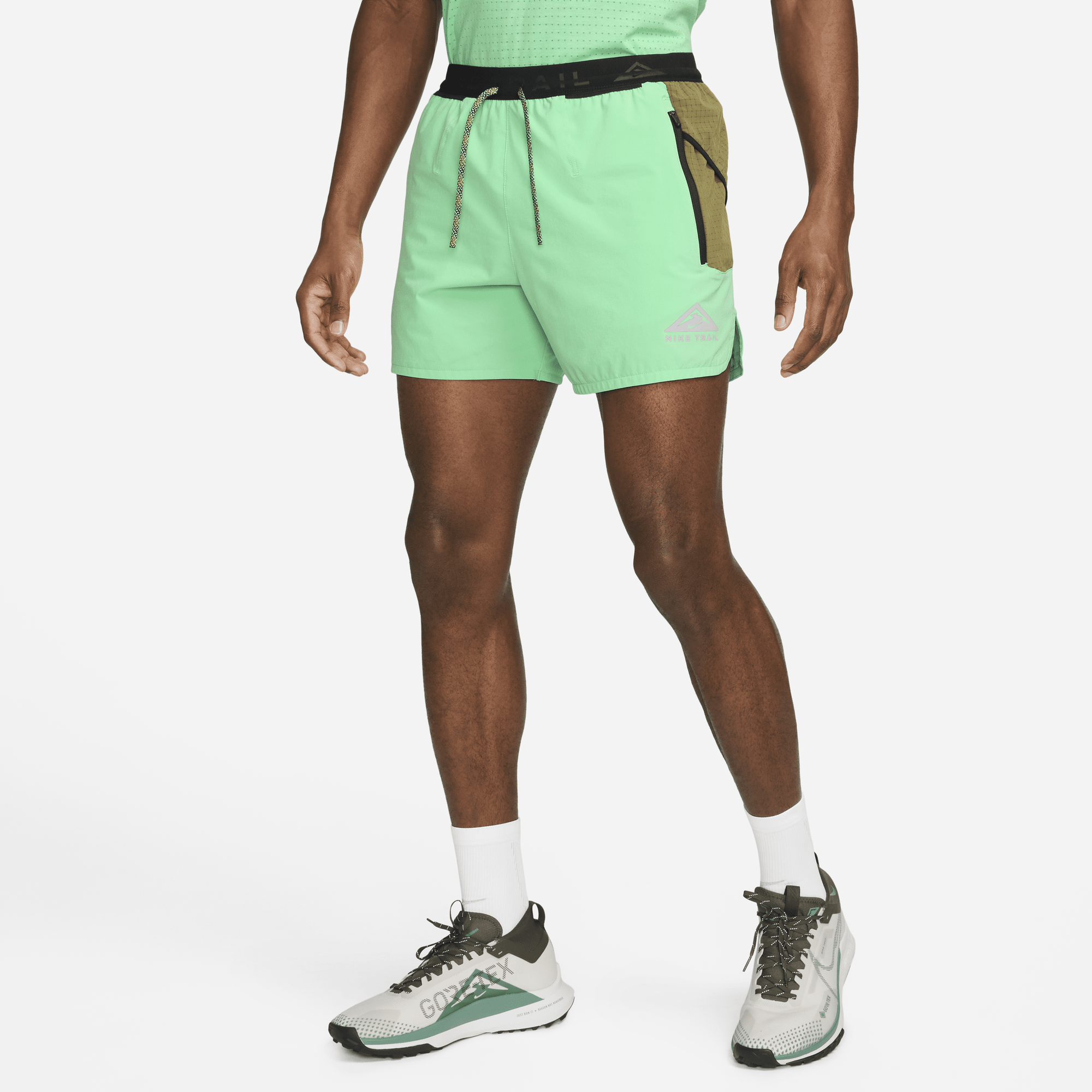 Nike shorts with zipper back pocket best sale