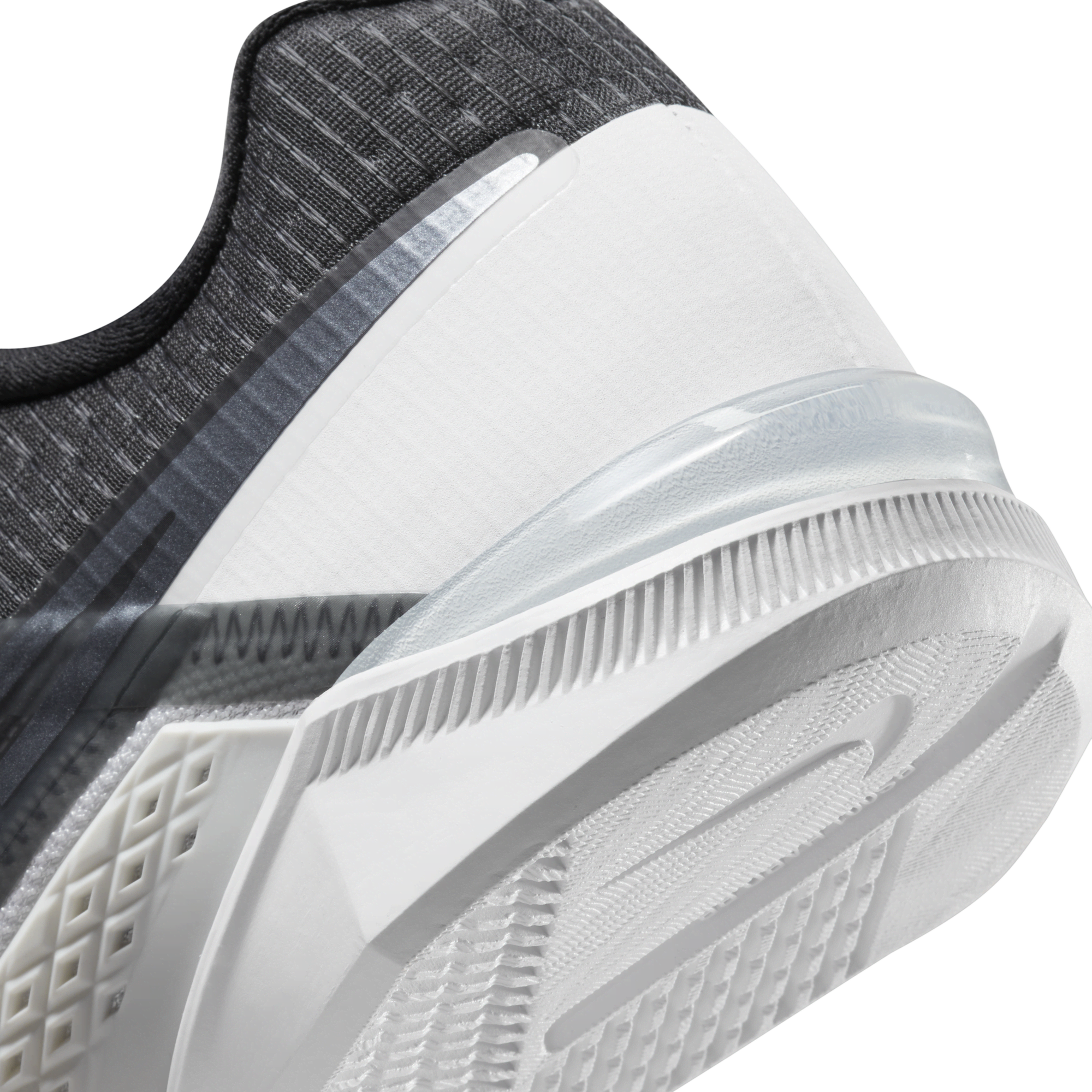 Nike training zoom condition 2 trainers in grey top