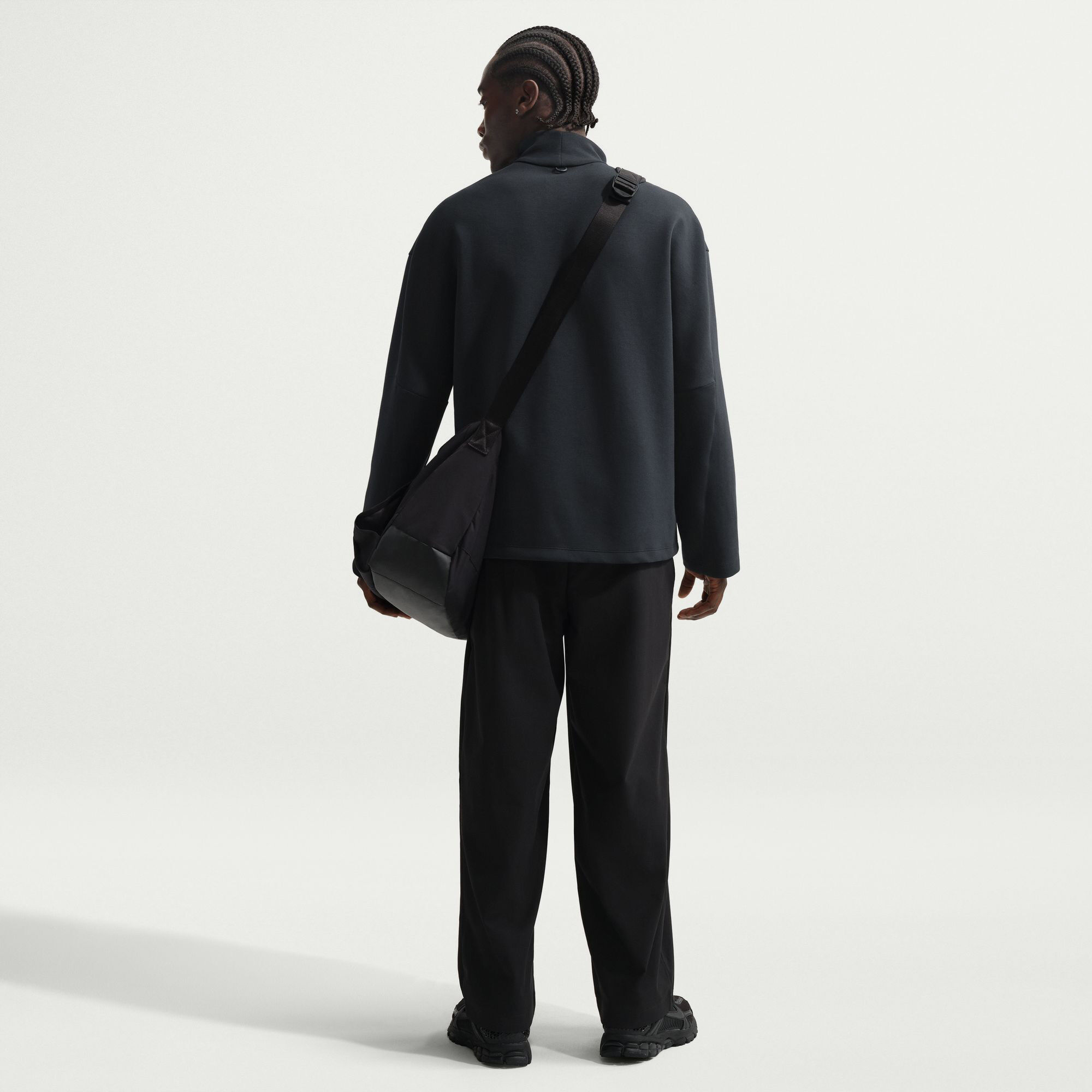 نايكي 24.7 امبوسبلي سوفت image number 1