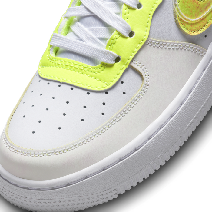 Nike air force 1 white hot sale older kids