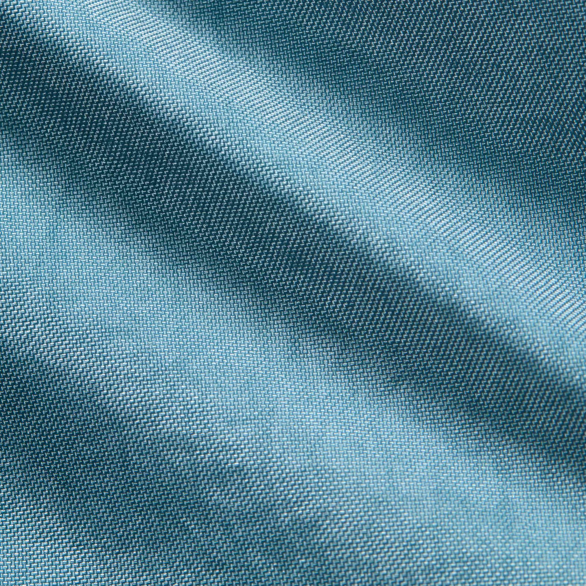 Zoom image