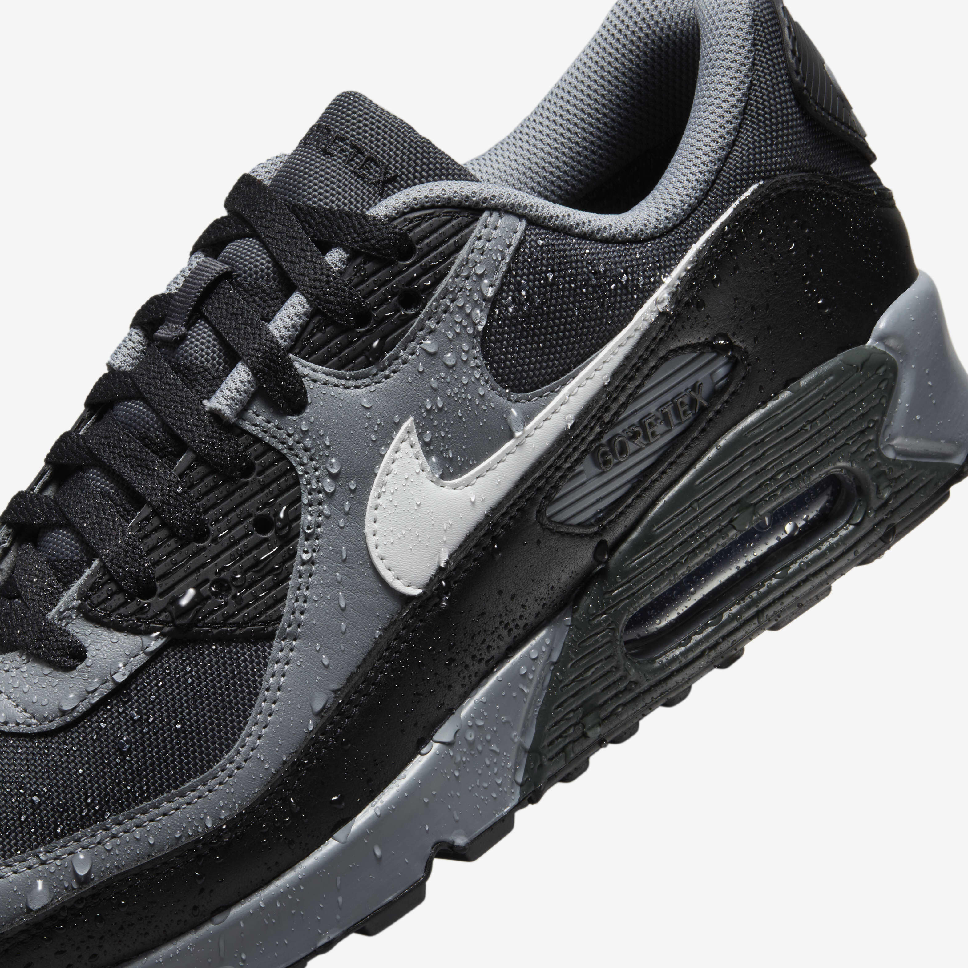 Buy Nike Air Max 90 GORE-TEX Men's Winterized Shoes - Dark Smoke Grey/Cool  Grey/Black/Summit White | Nike Saudi Official