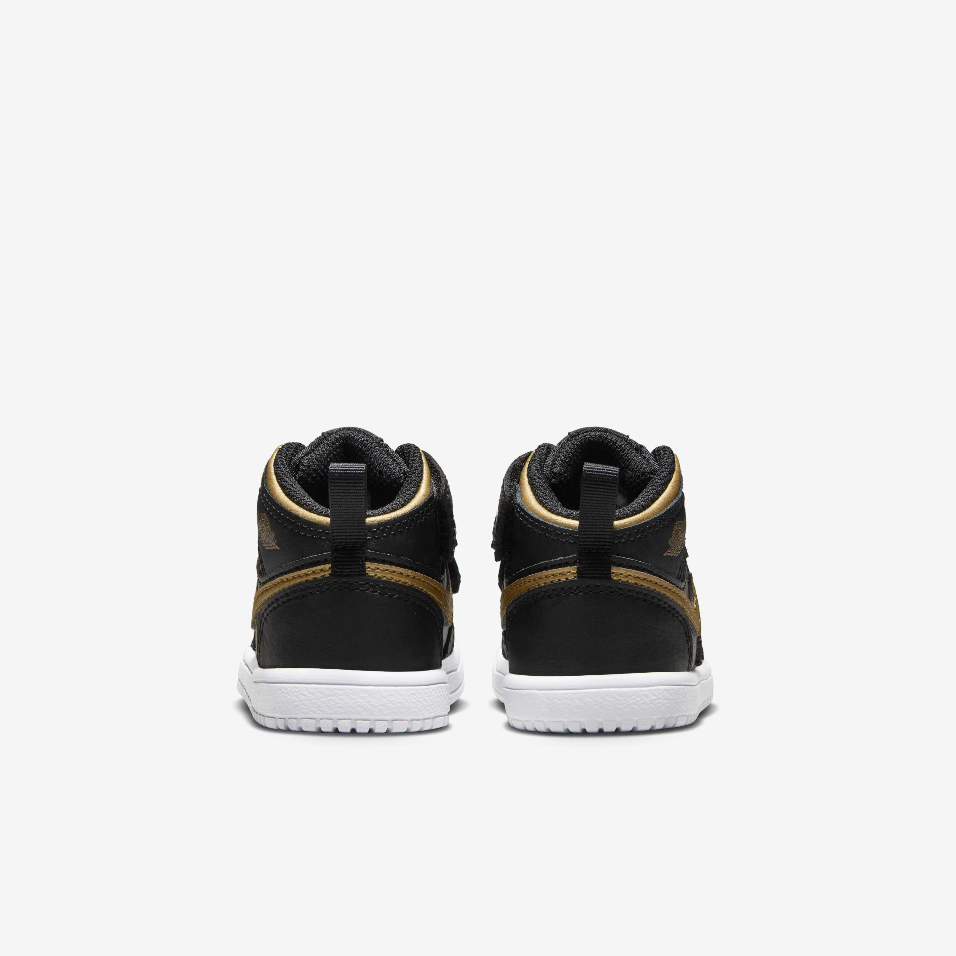 جوردن 1 ميد الت image number 5