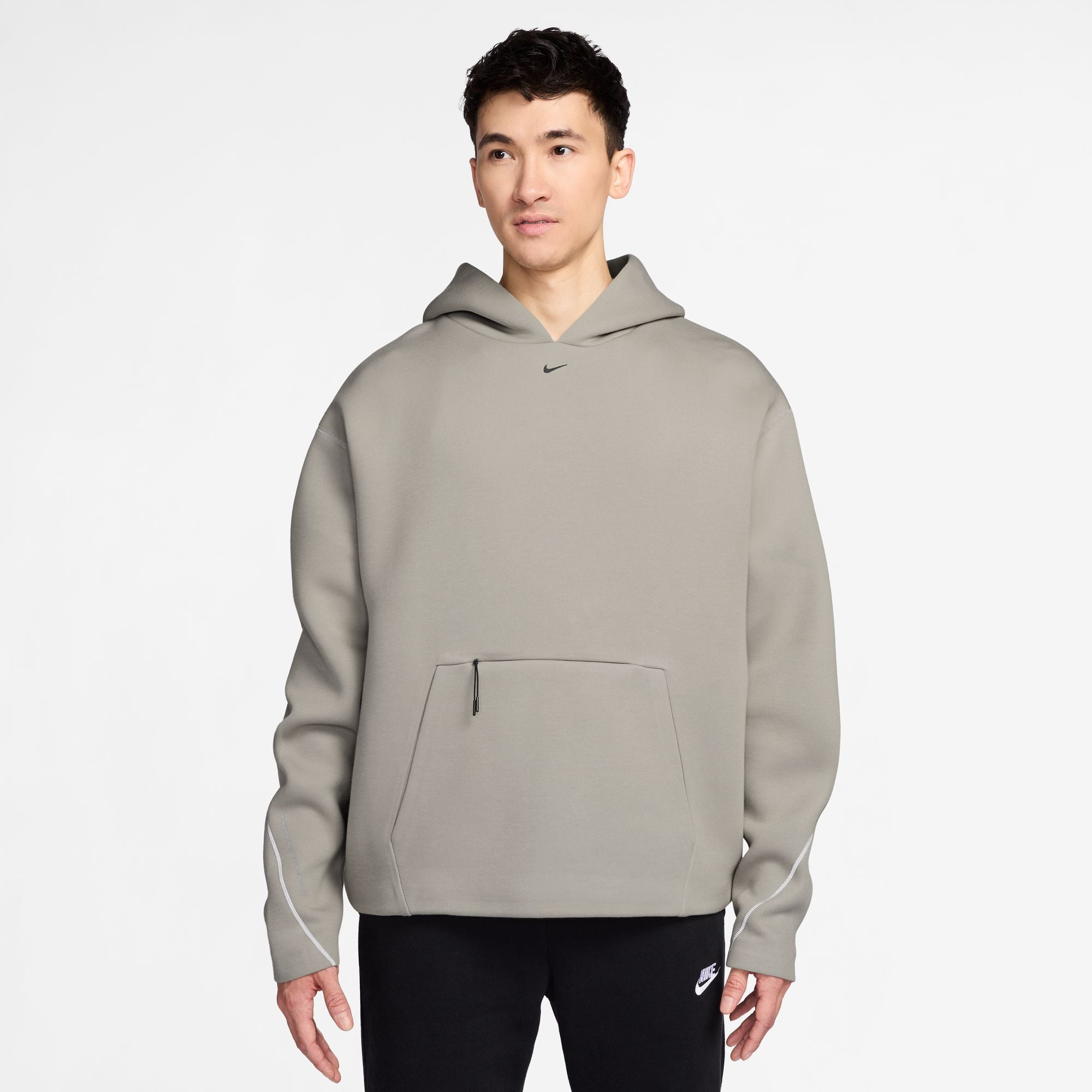Nike Tech image number 0