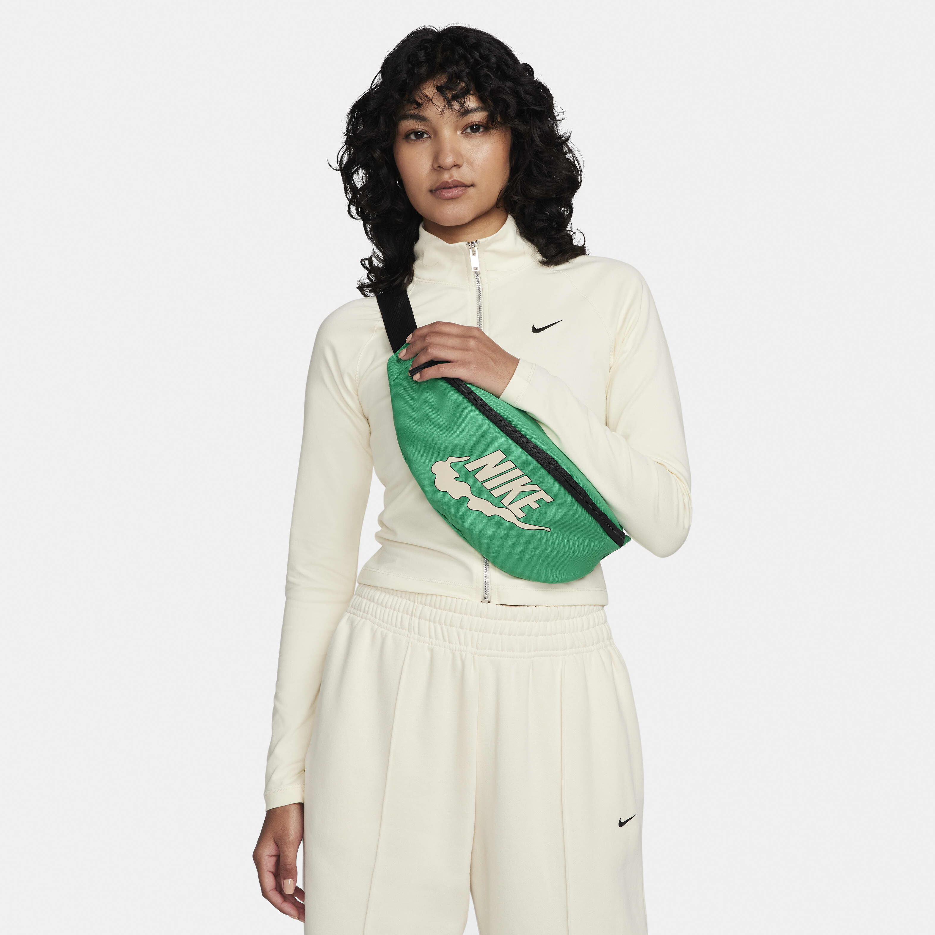 Buy Nike Heritage Hip Pack 3L Nike Saudi Official