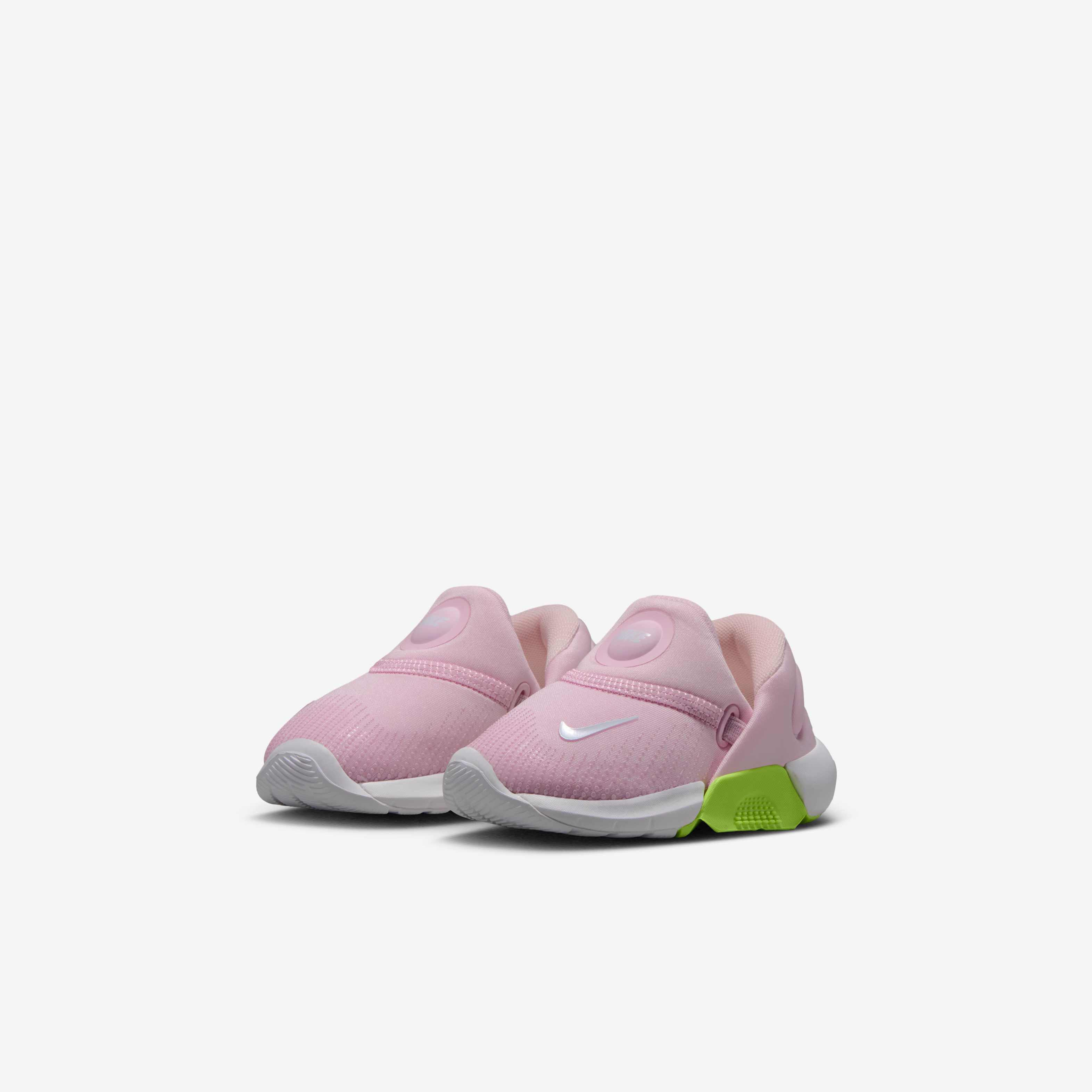 Nike Swoosh Go image number 4