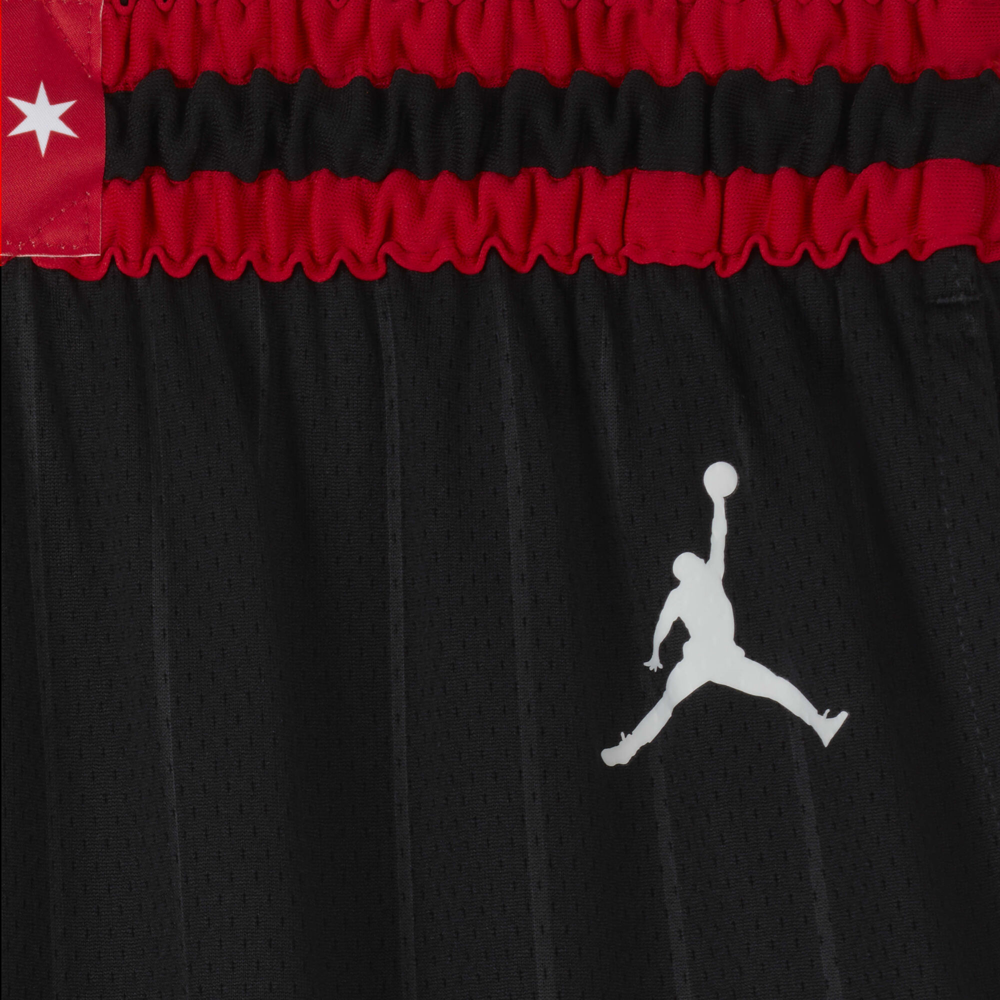 Zoom image