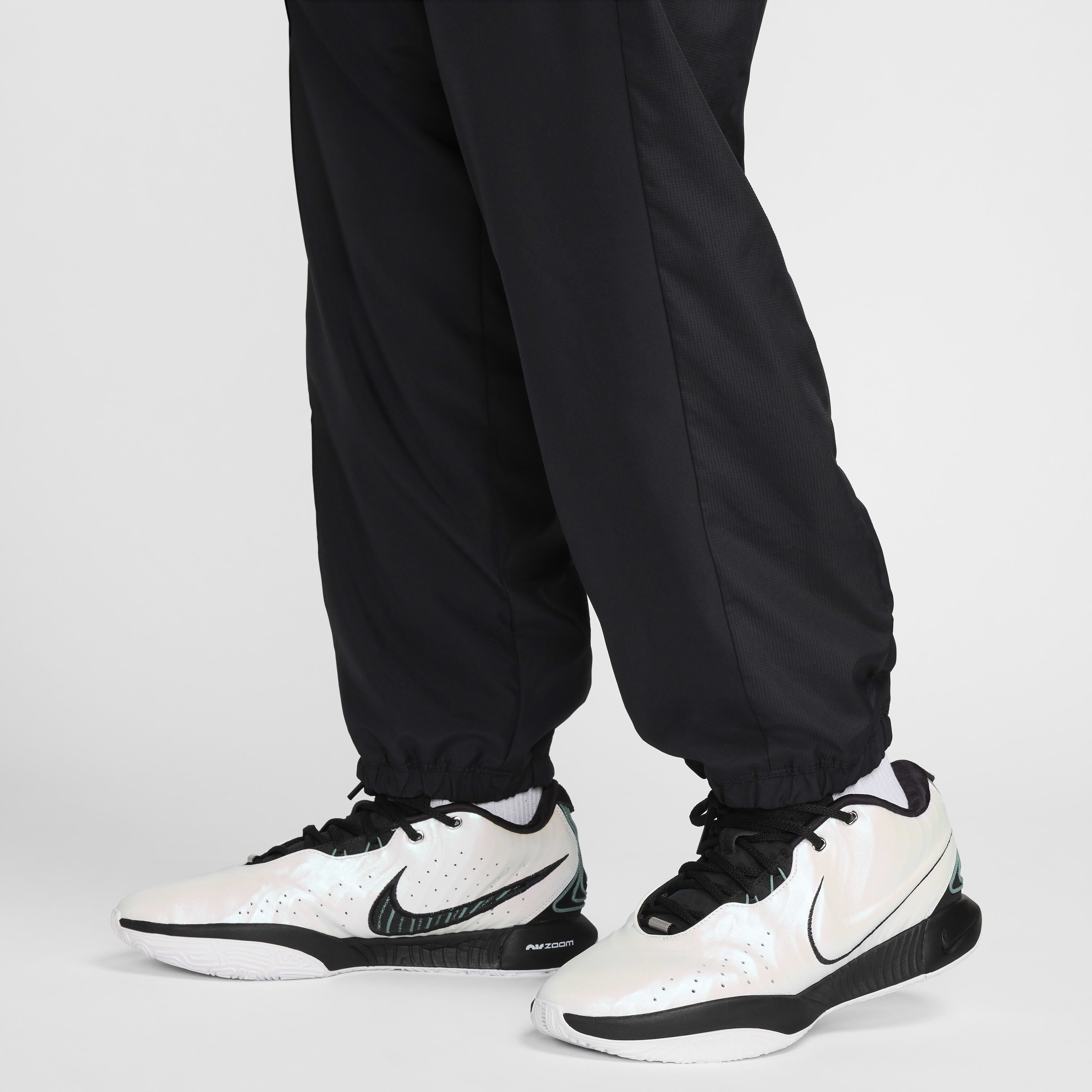 Buy Nike Icon Men s Woven Basketball Trousers Nike Saudi Official
