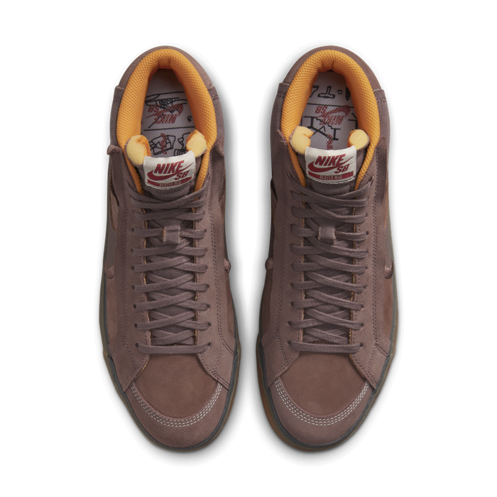Shop SB Zoom Blazer Mid Premium Plus Skate Shoes Nike KSA