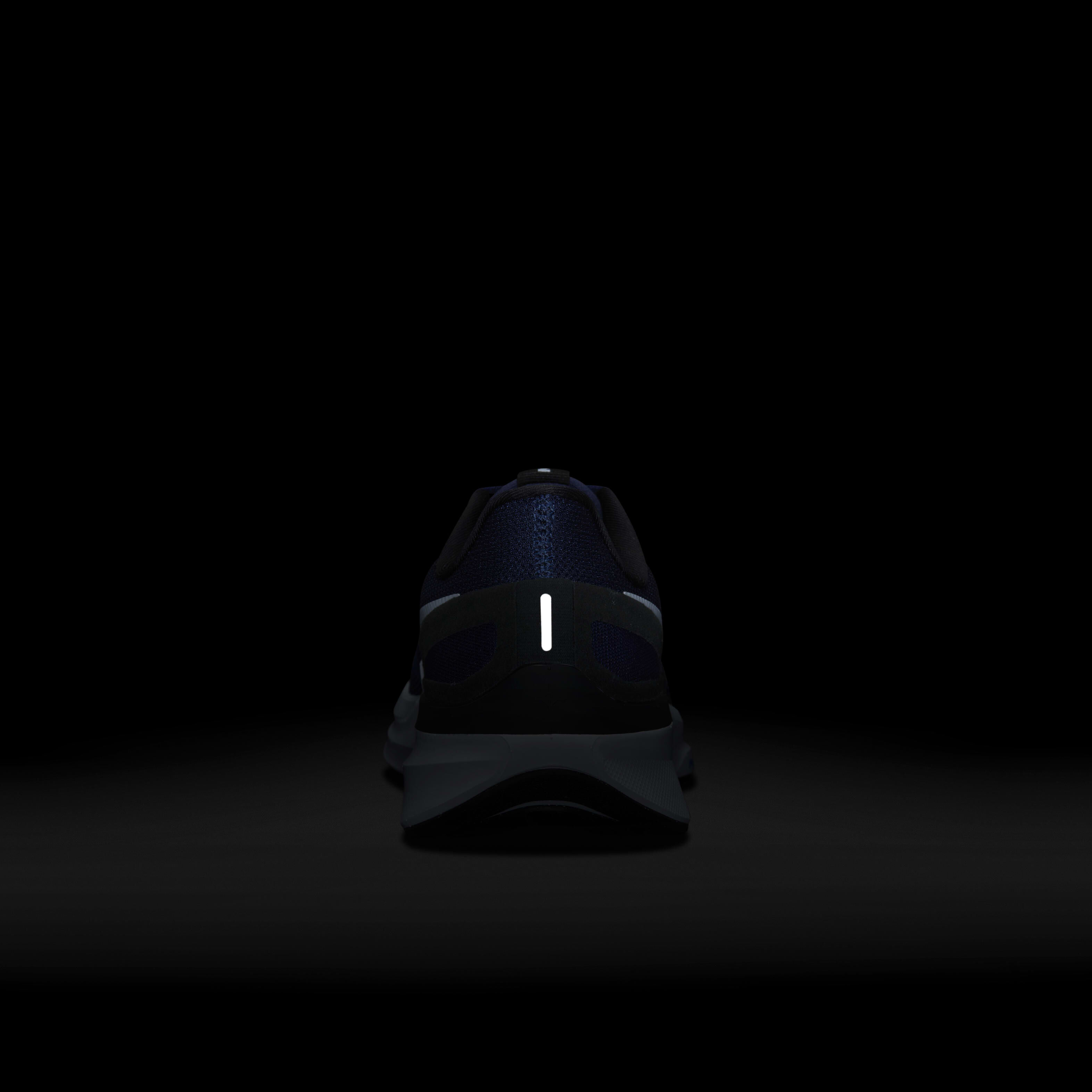 Nike Structure 25 image number 9