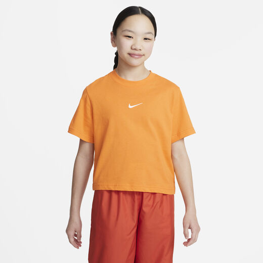 نايكي سبورتسوير