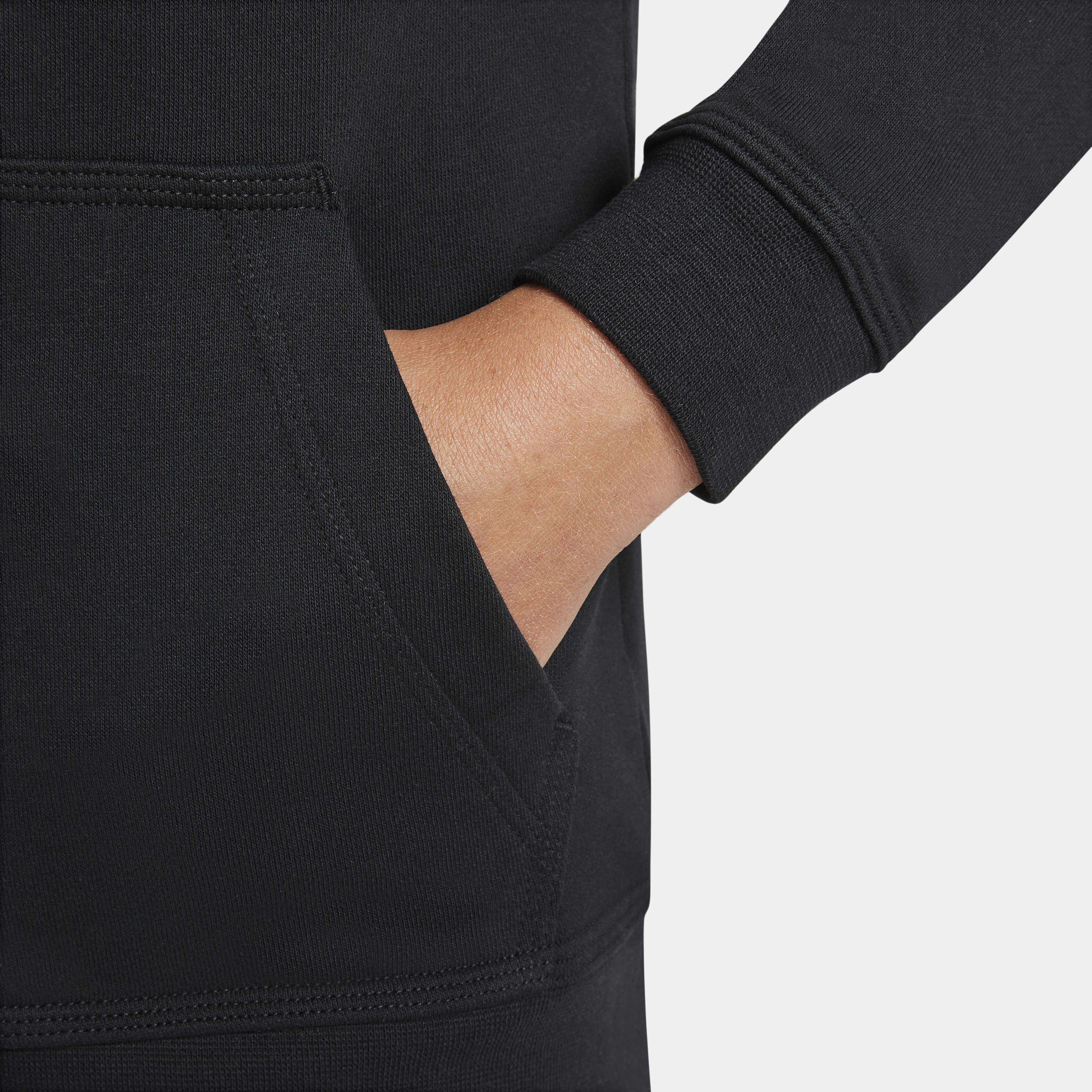 نايكي سبورتسوير كلوب image number 3