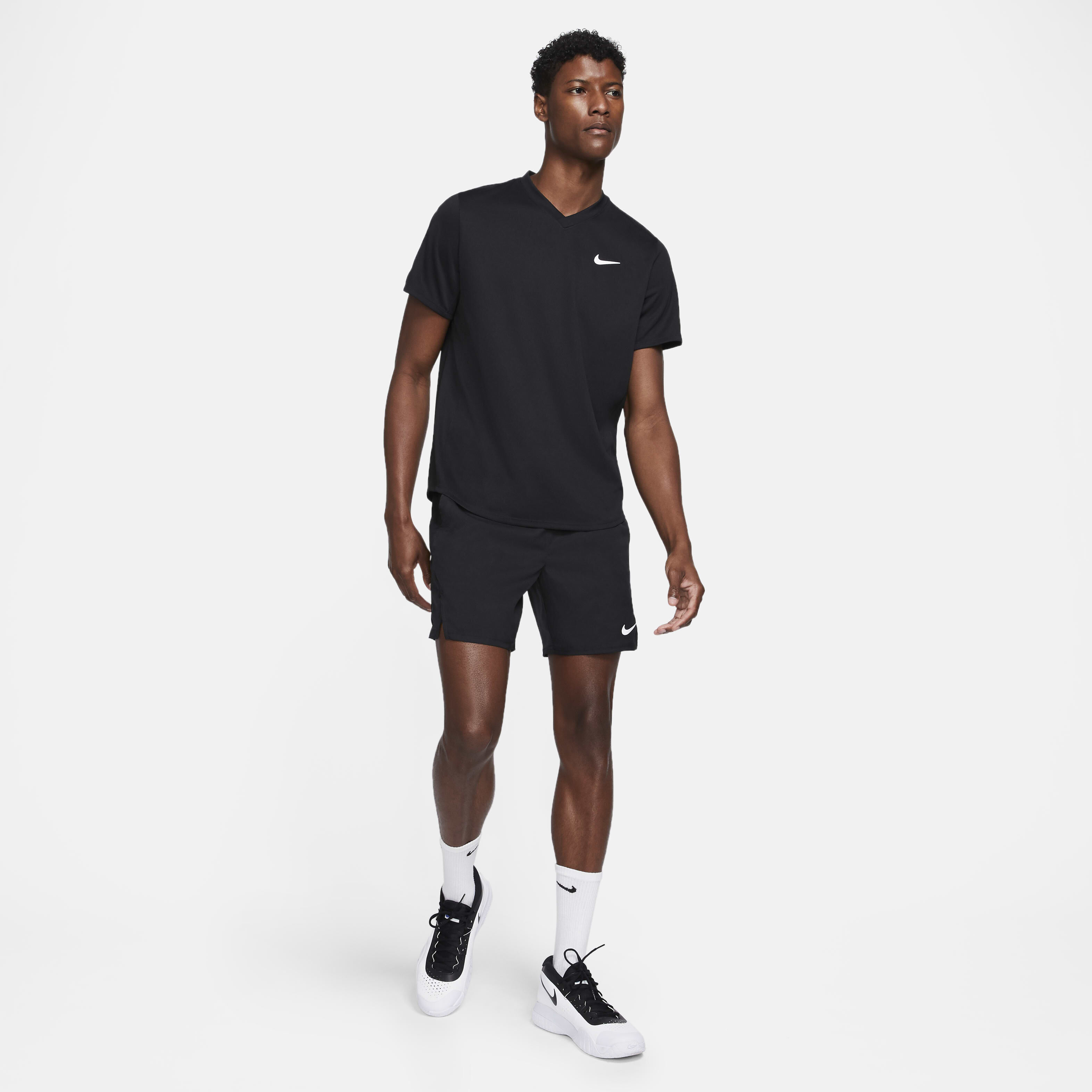 NikeCourt Dri-FIT Victory image number 6