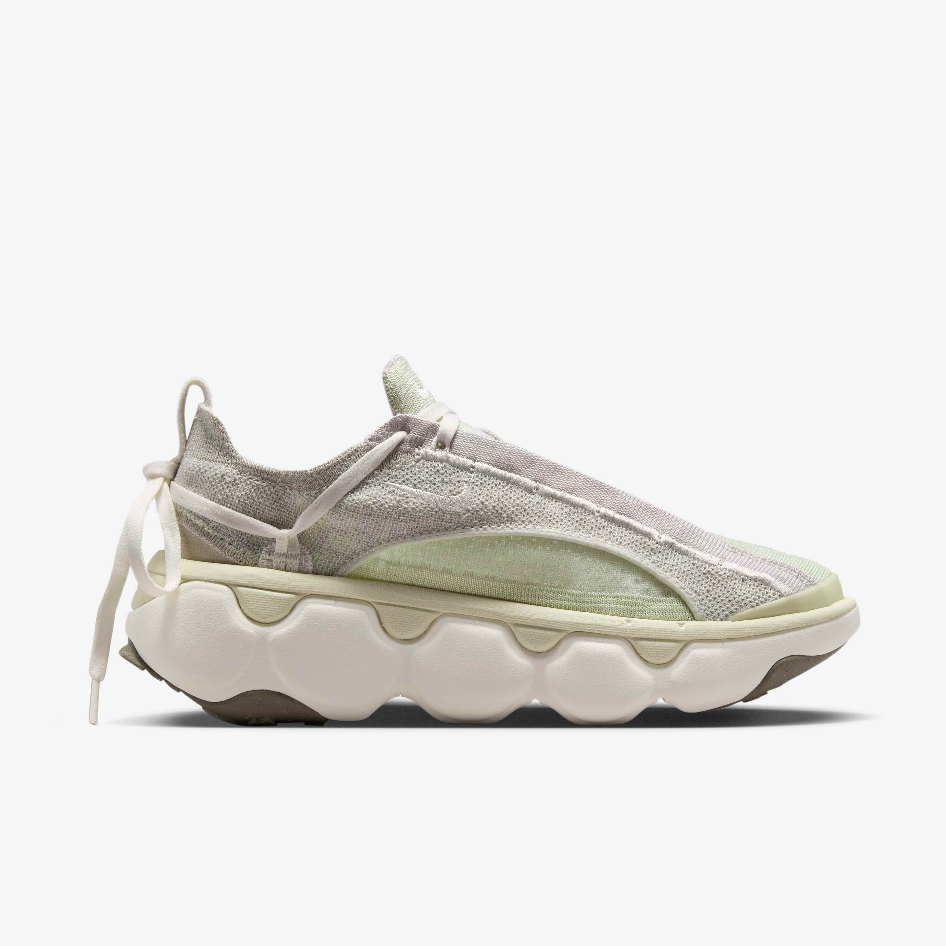 Nike Flyknit Bloom image number 2