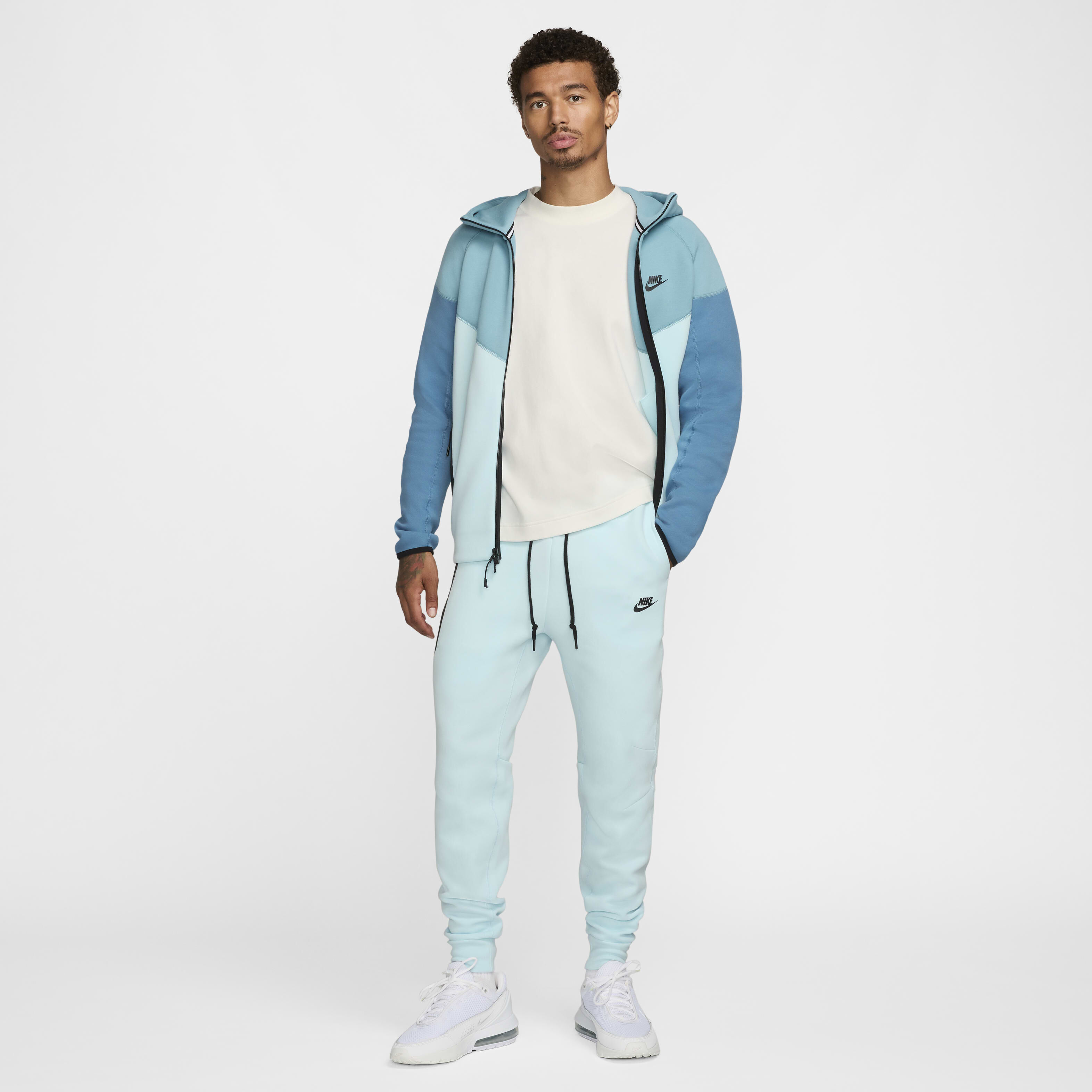 Nike tech fleece aegean storm discount