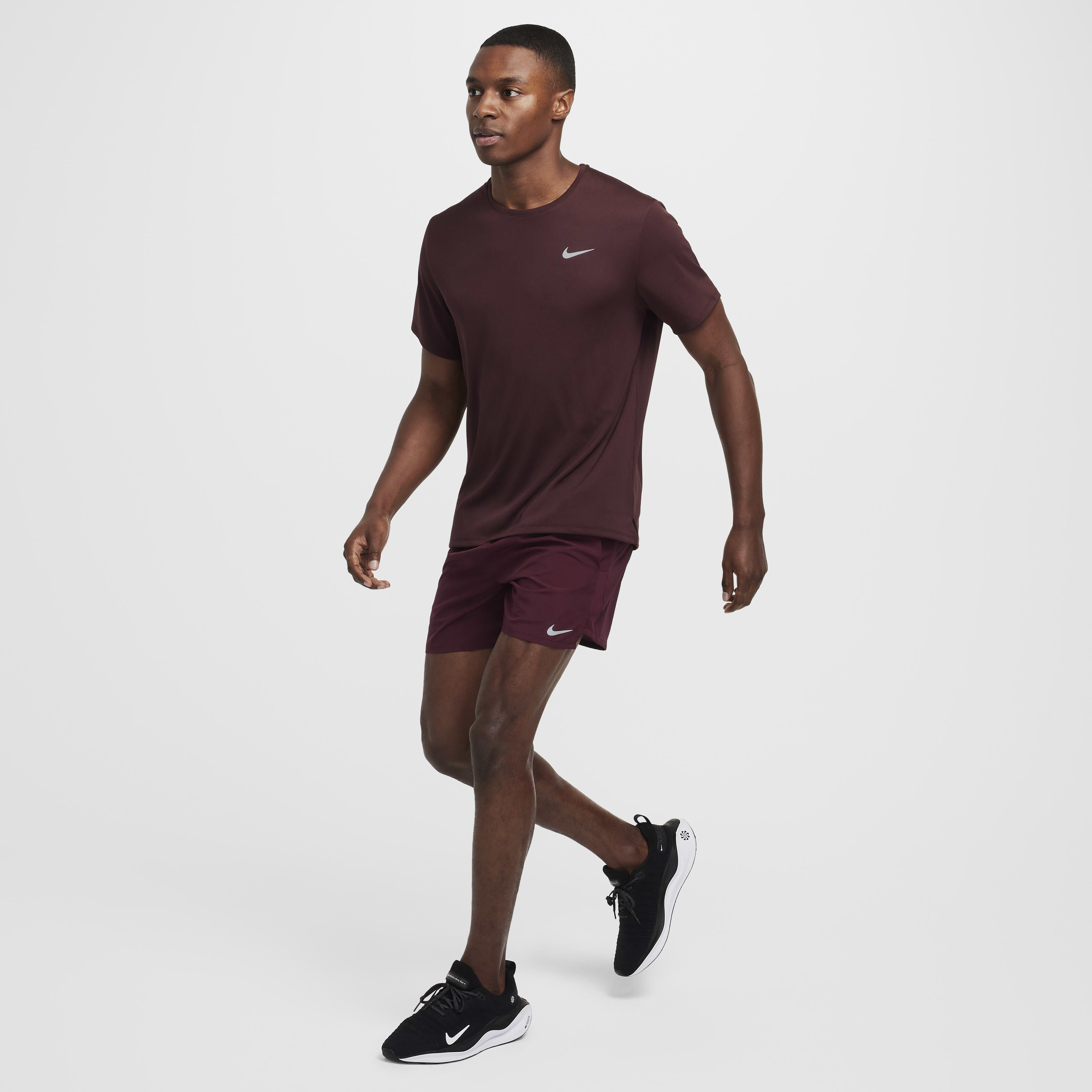 nike miler maroon