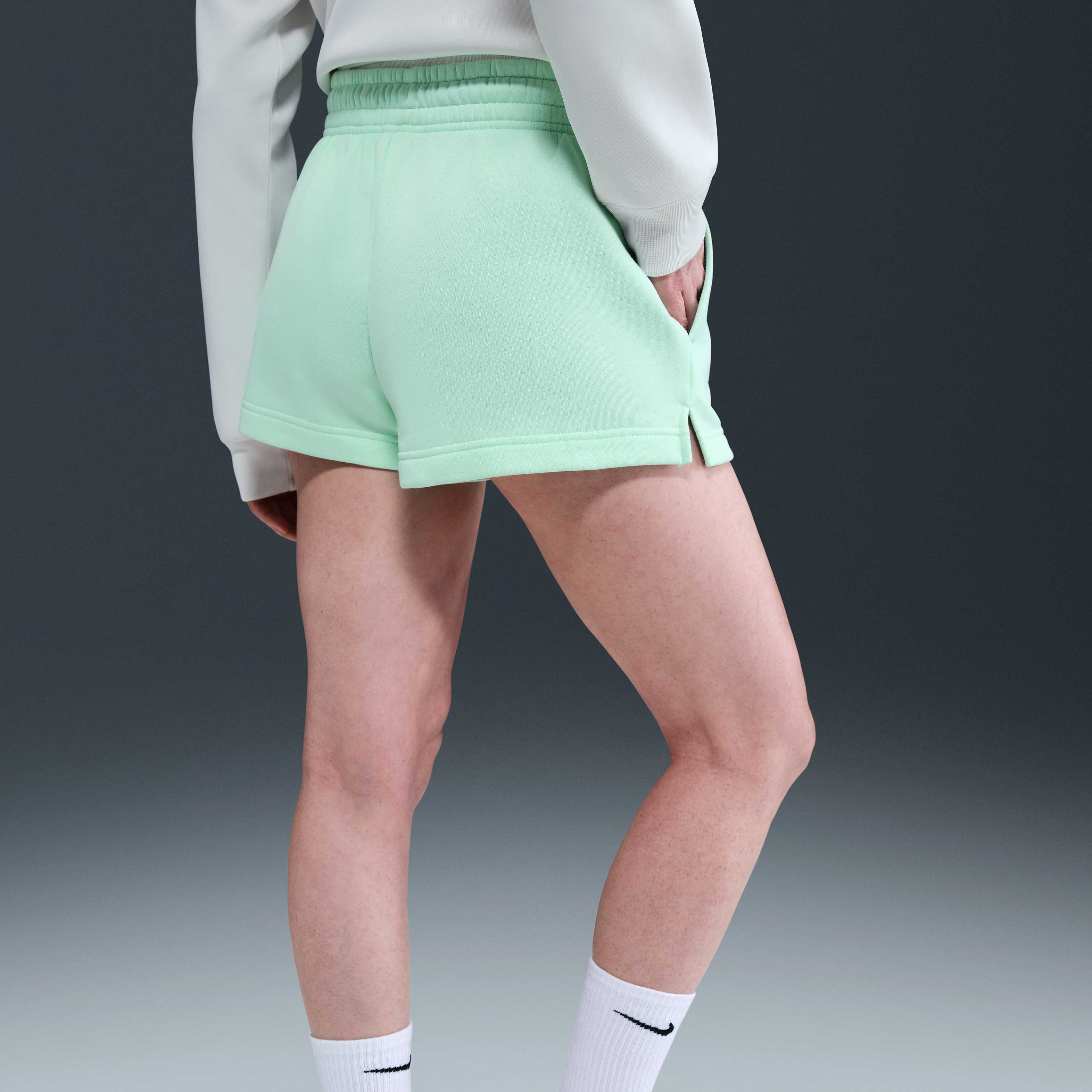 Nike Sportswear Phoenix Fleece image number 2