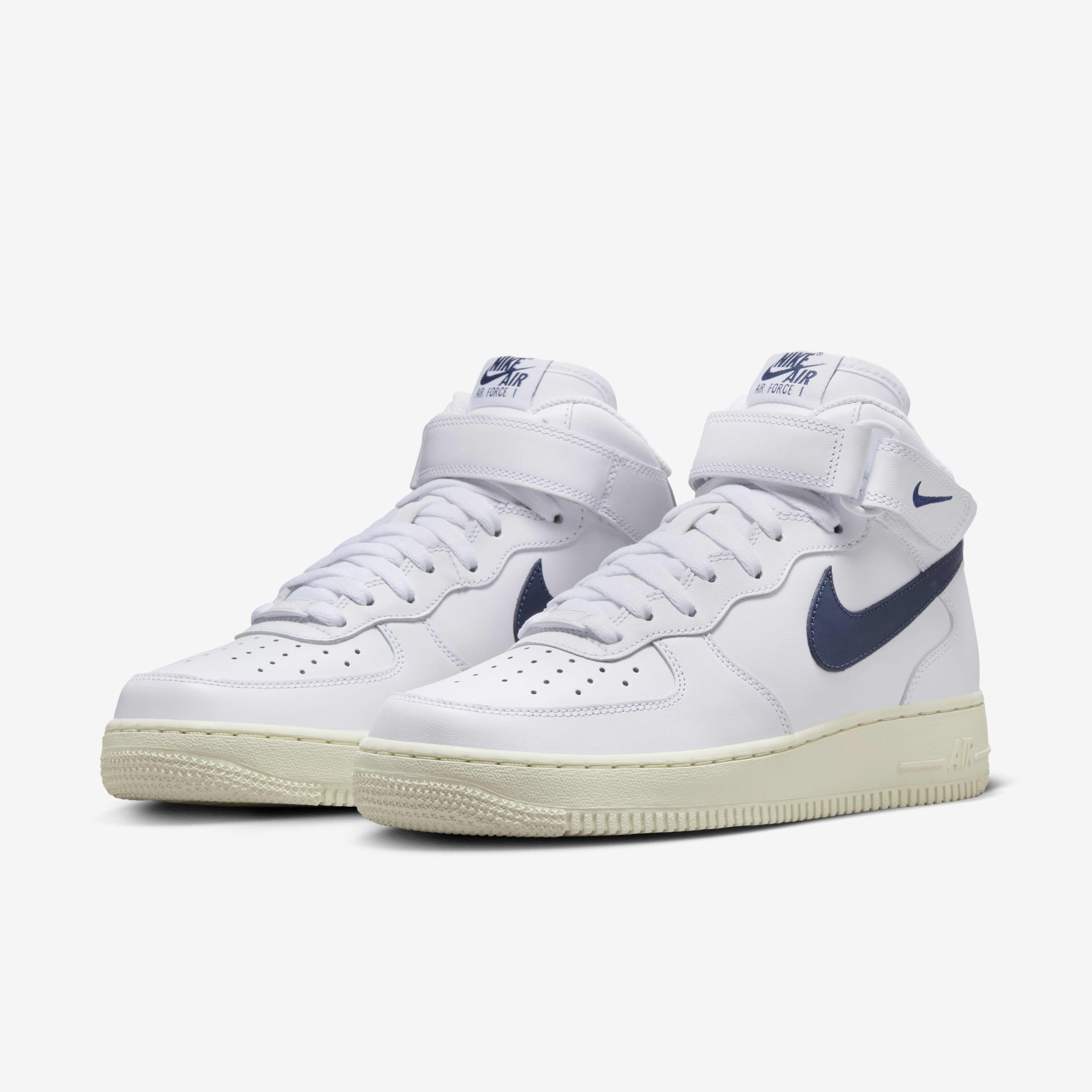 Buy Nike Air Force 1 07 Mid Women s Shoe Nike Saudi Official