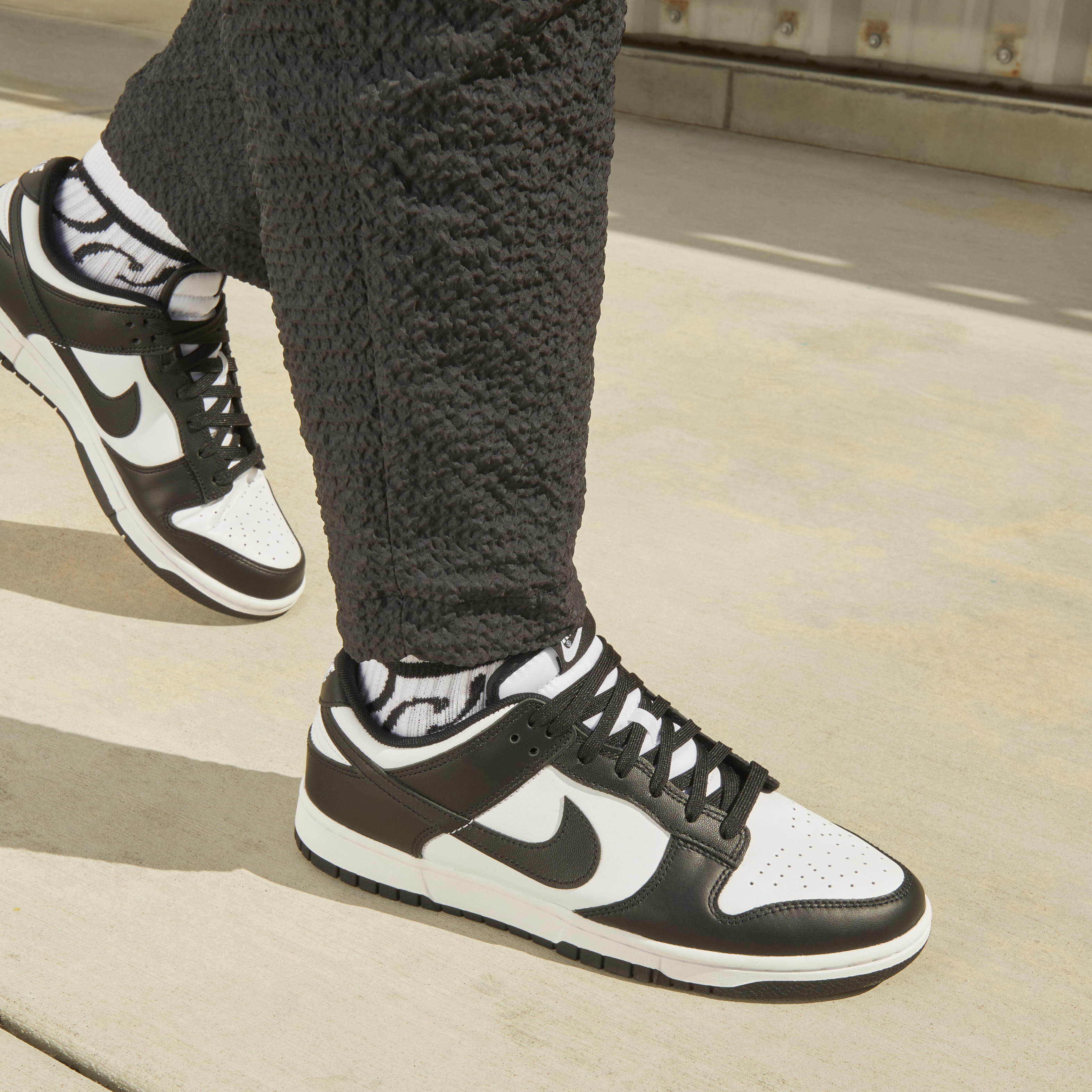 Buy Nike Dunk Low Retro Men 