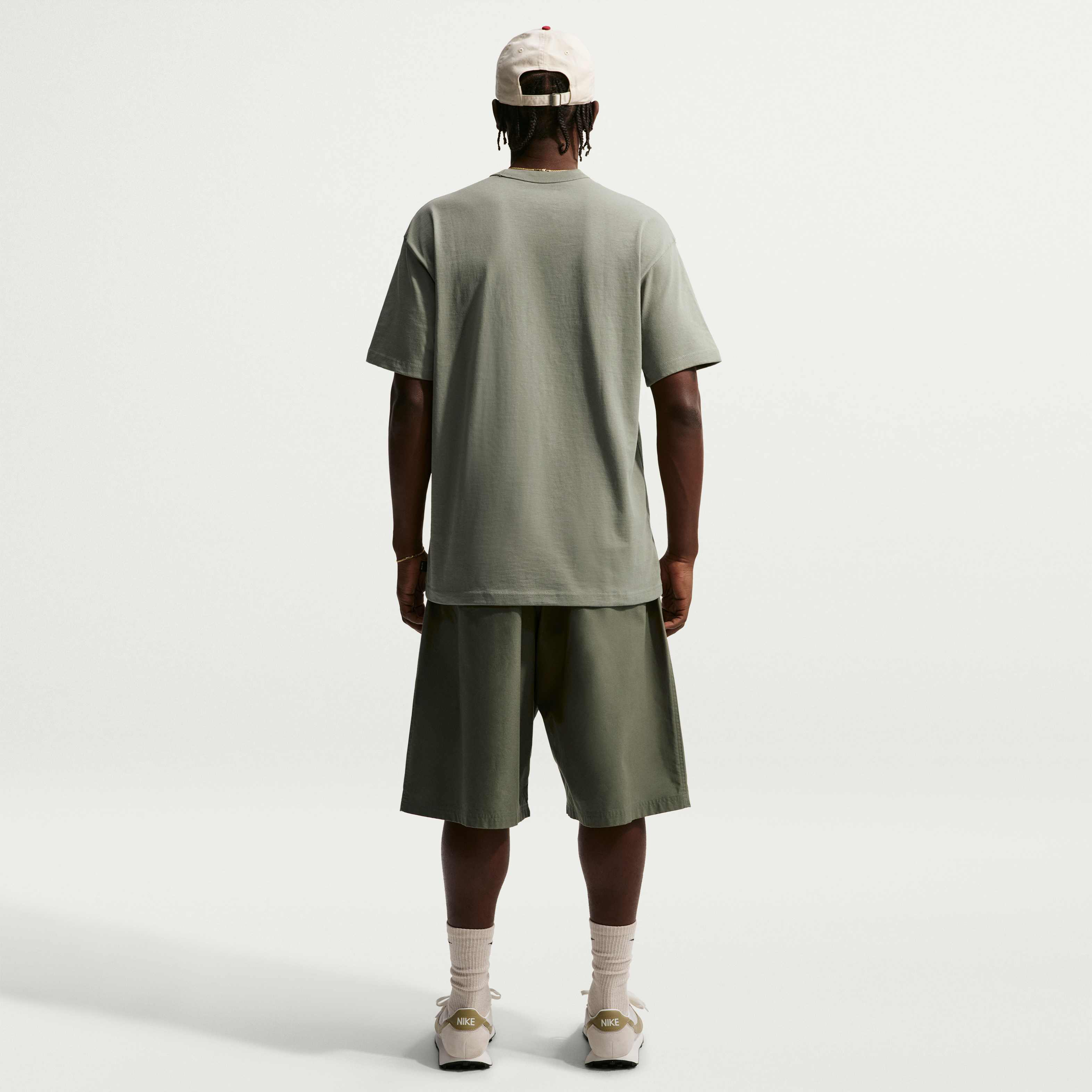 Nike Sportswear Premium Essentials image number 4