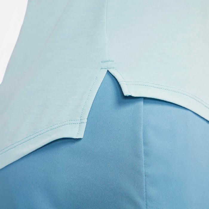 Nike Dri-FIT UV One Luxe image number 3 Nike Dri-FIT UV One Luxe image number 3