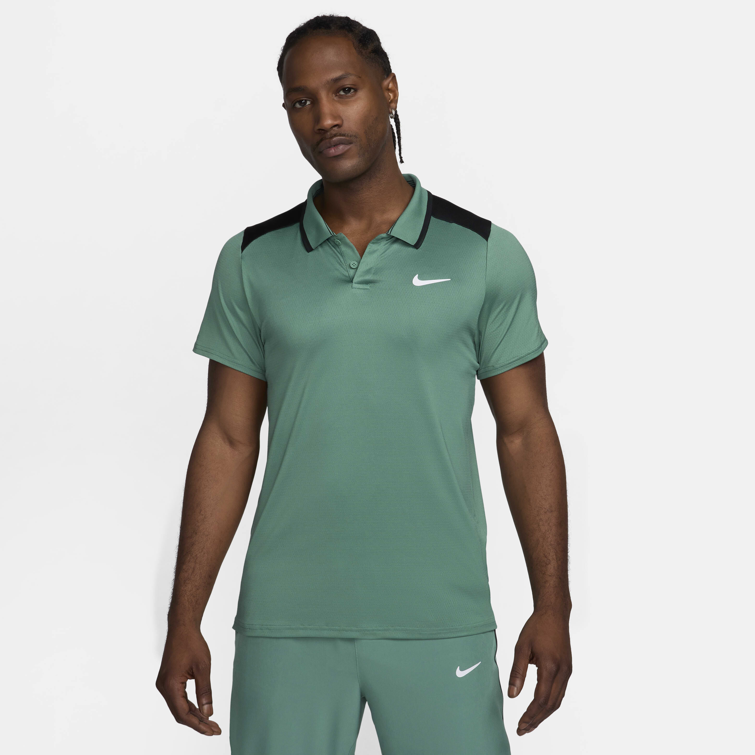Buy NikeCourt Advantage Men s NikeCourt Polo Nike Saudi Official