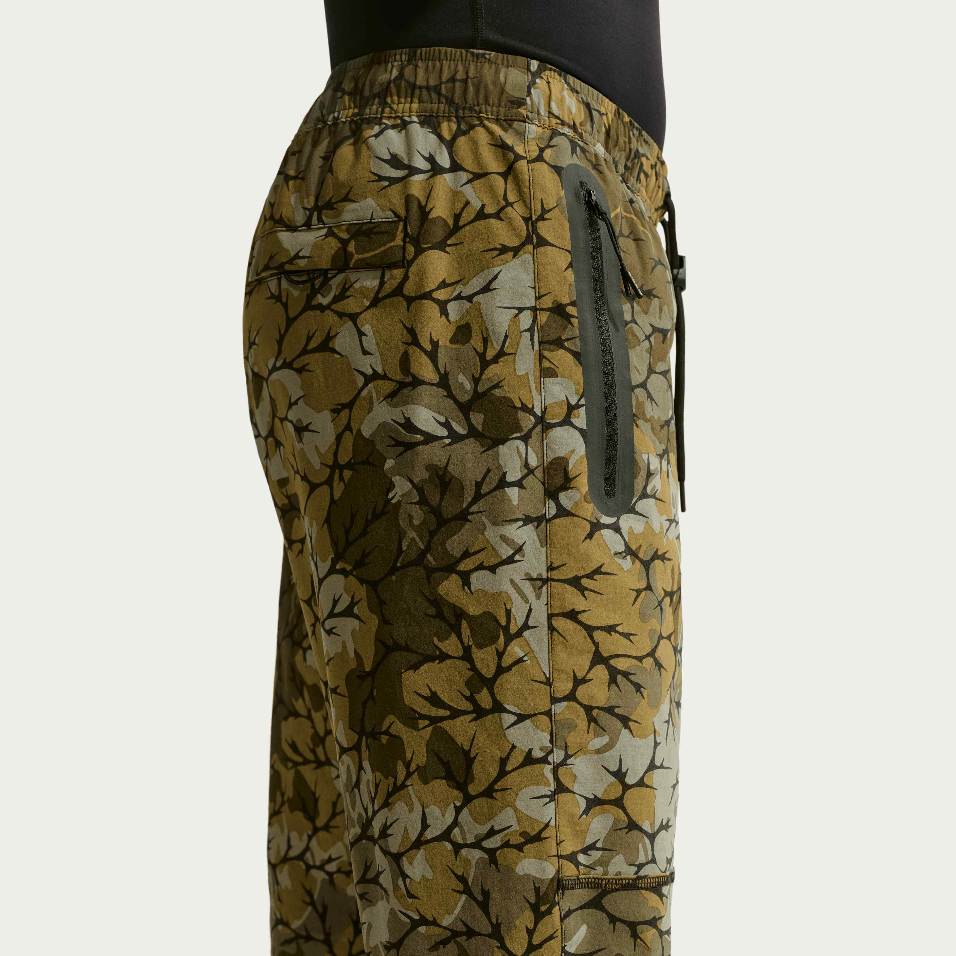 نايكي تك image number 2