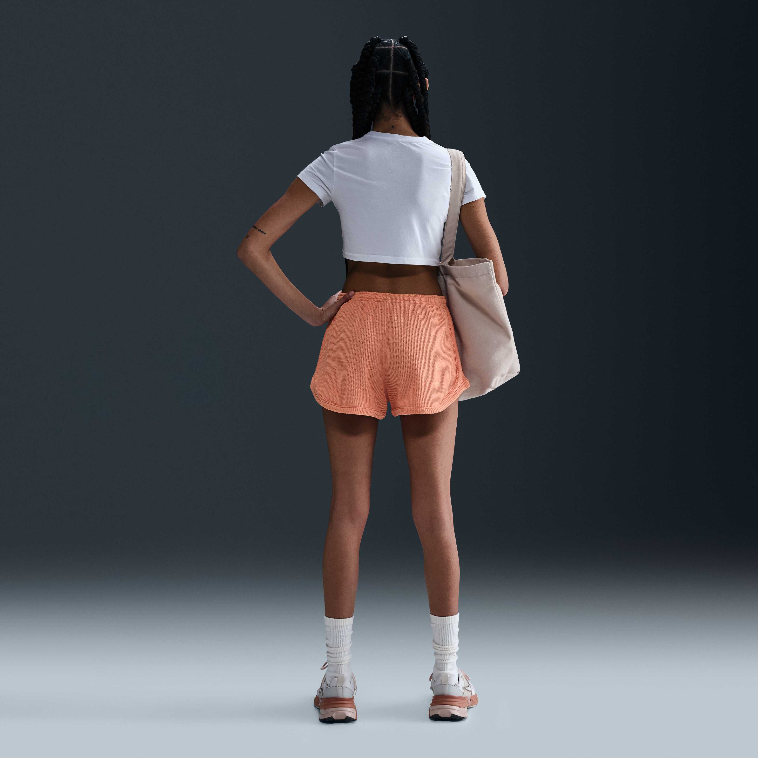 نايكي سبورتوسير تشيل وافل image number 3