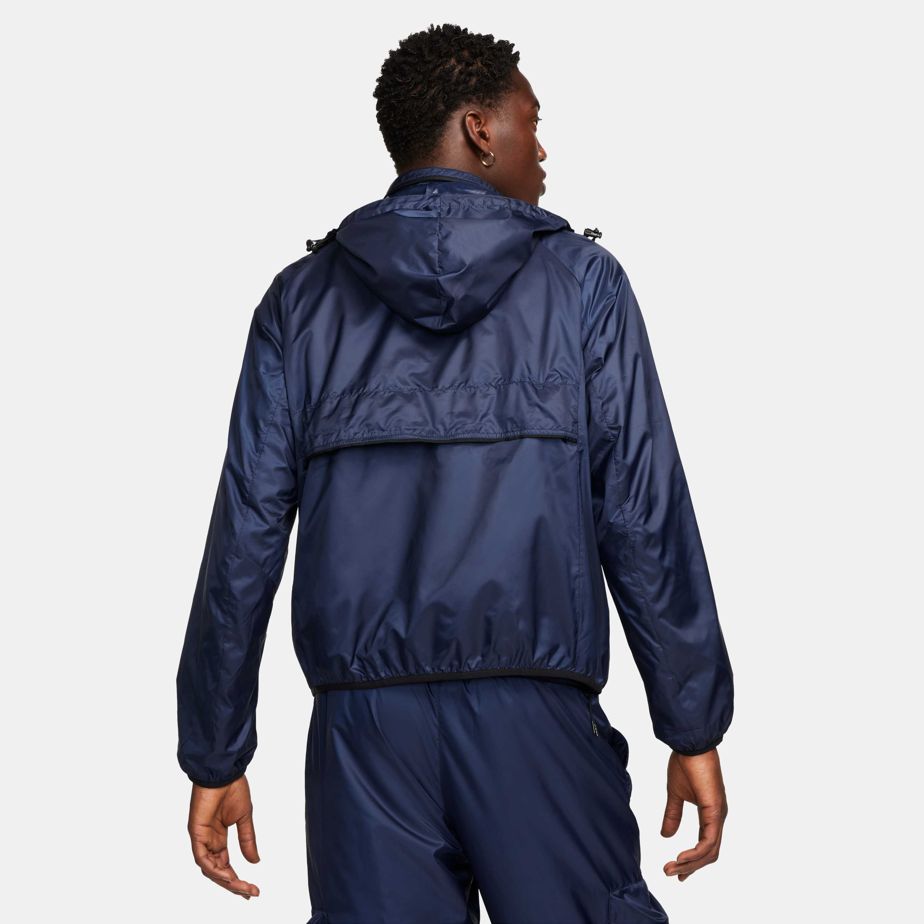 نايكي سبورتسوير تيك ووفن image number 1