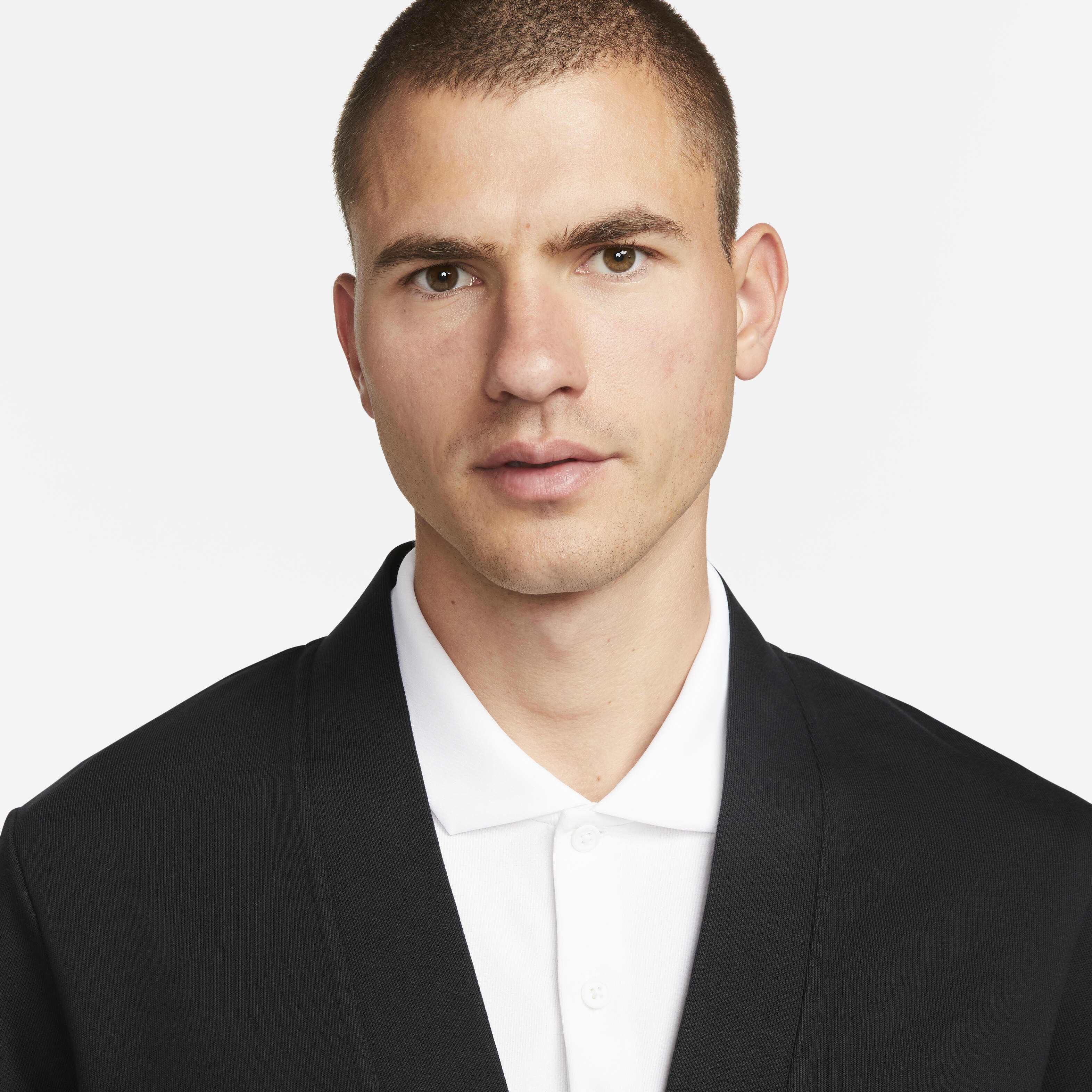 نايكي دراي-فت ستاندرد ايشيو image number 2