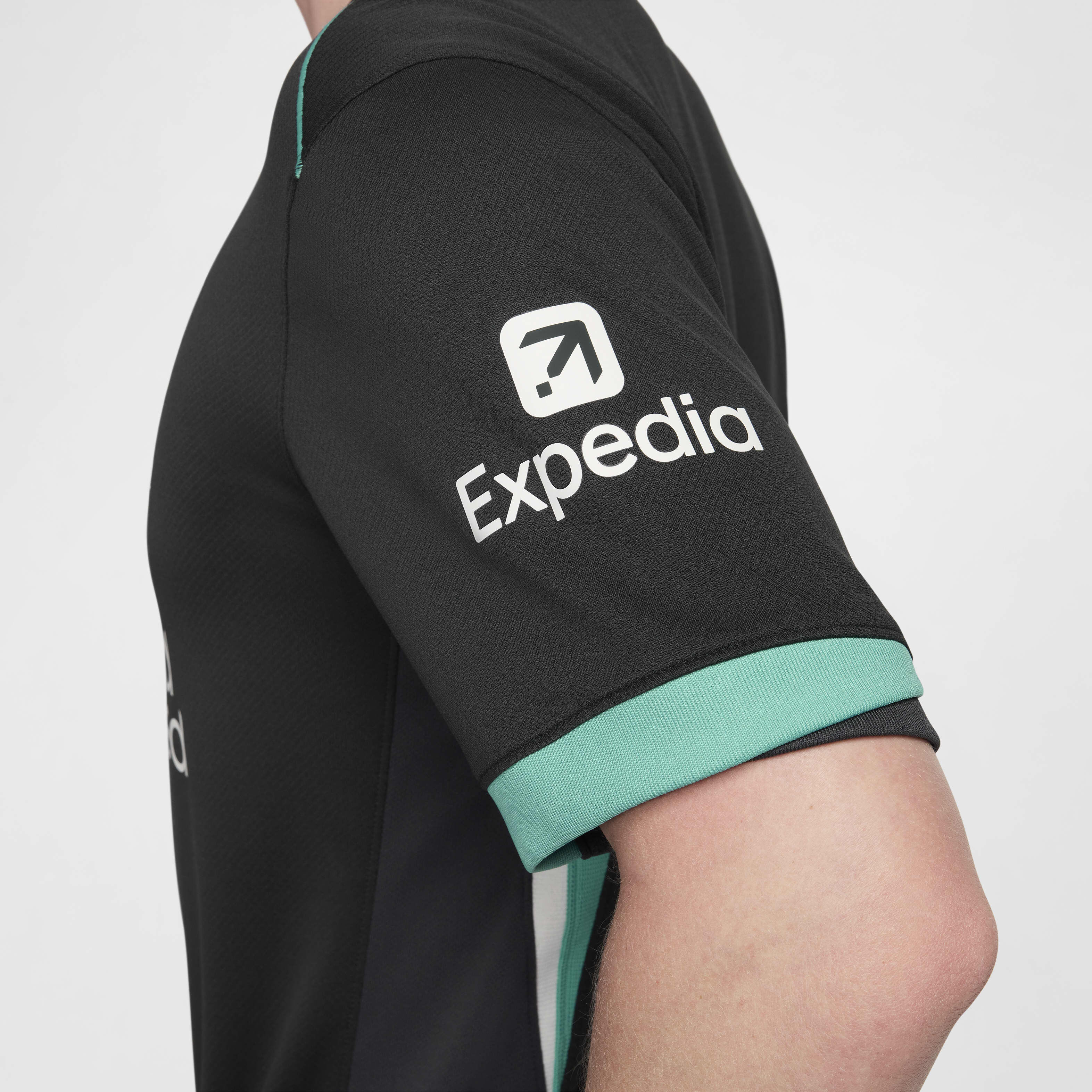 Liverpool F.C. 2024/25 Stadium Away image number 5