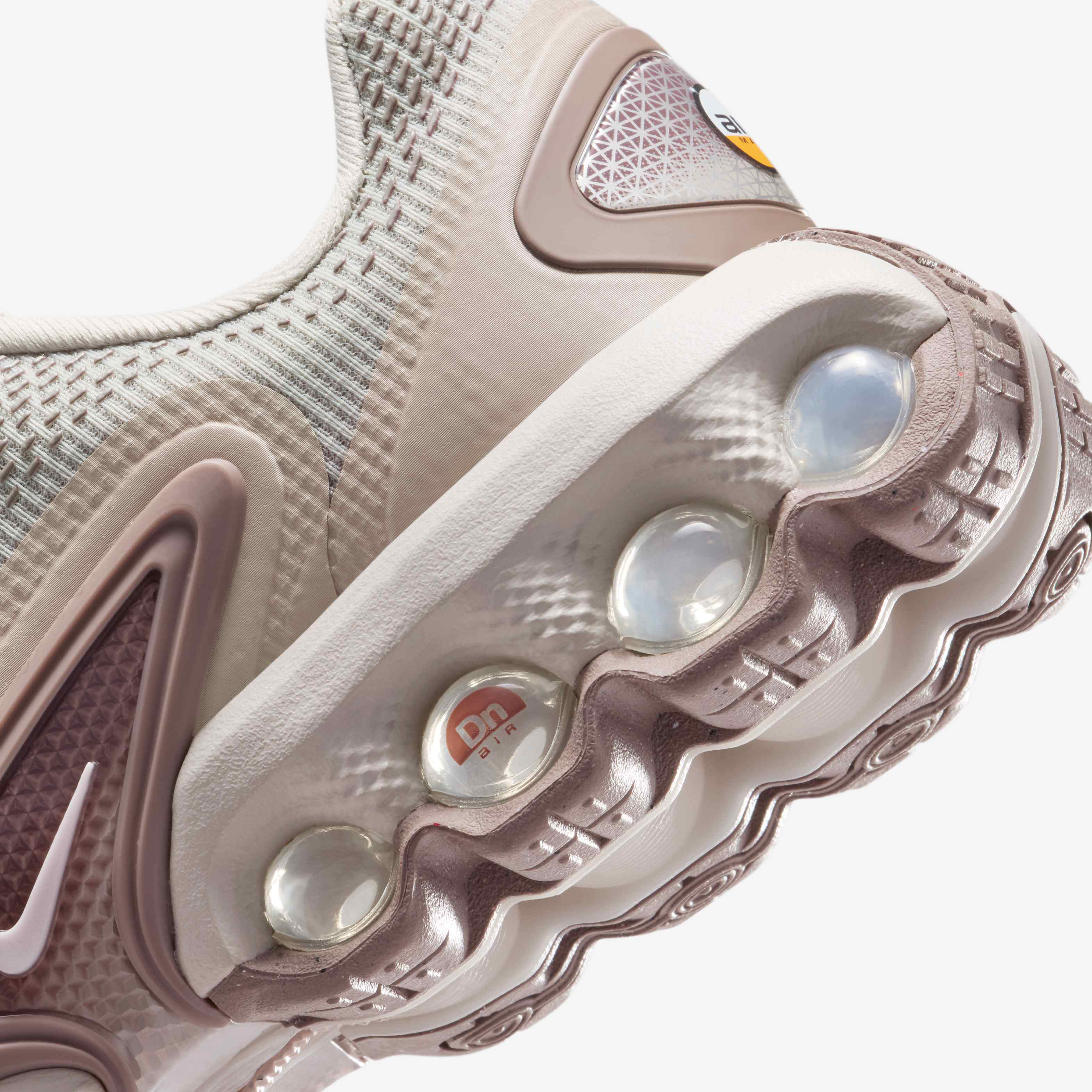 Nike Air Max Dn image number 7