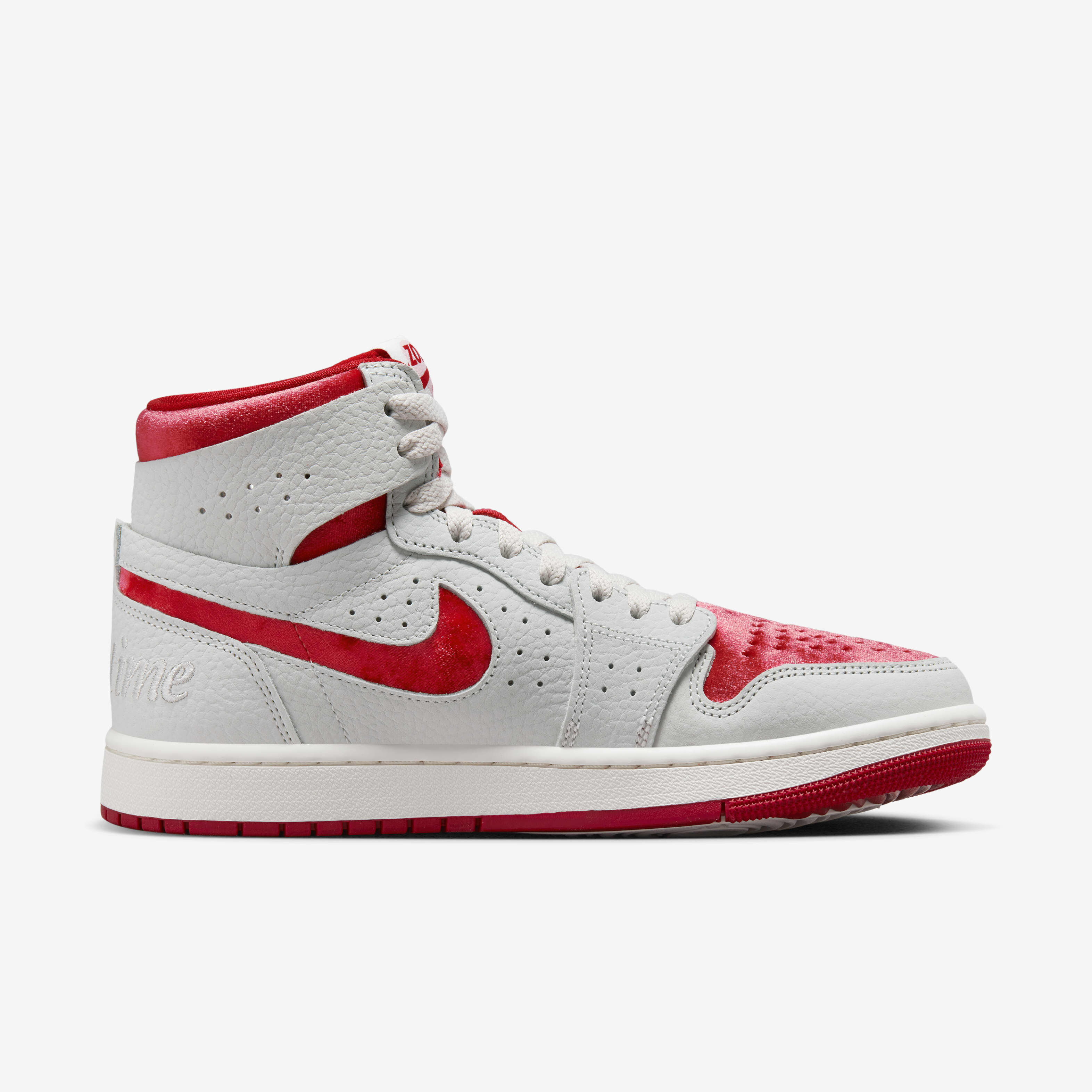 Air Jordan 1 Zoom CMFT 2 'Valentines Day' image number 2