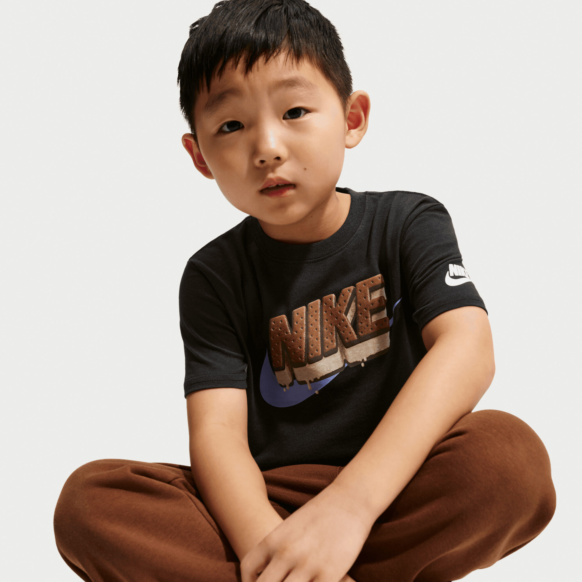 Nike image number 4