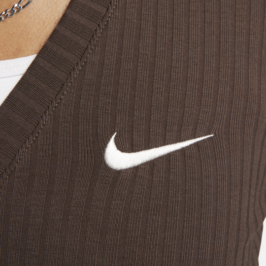 Nike v shop neck long sleeve