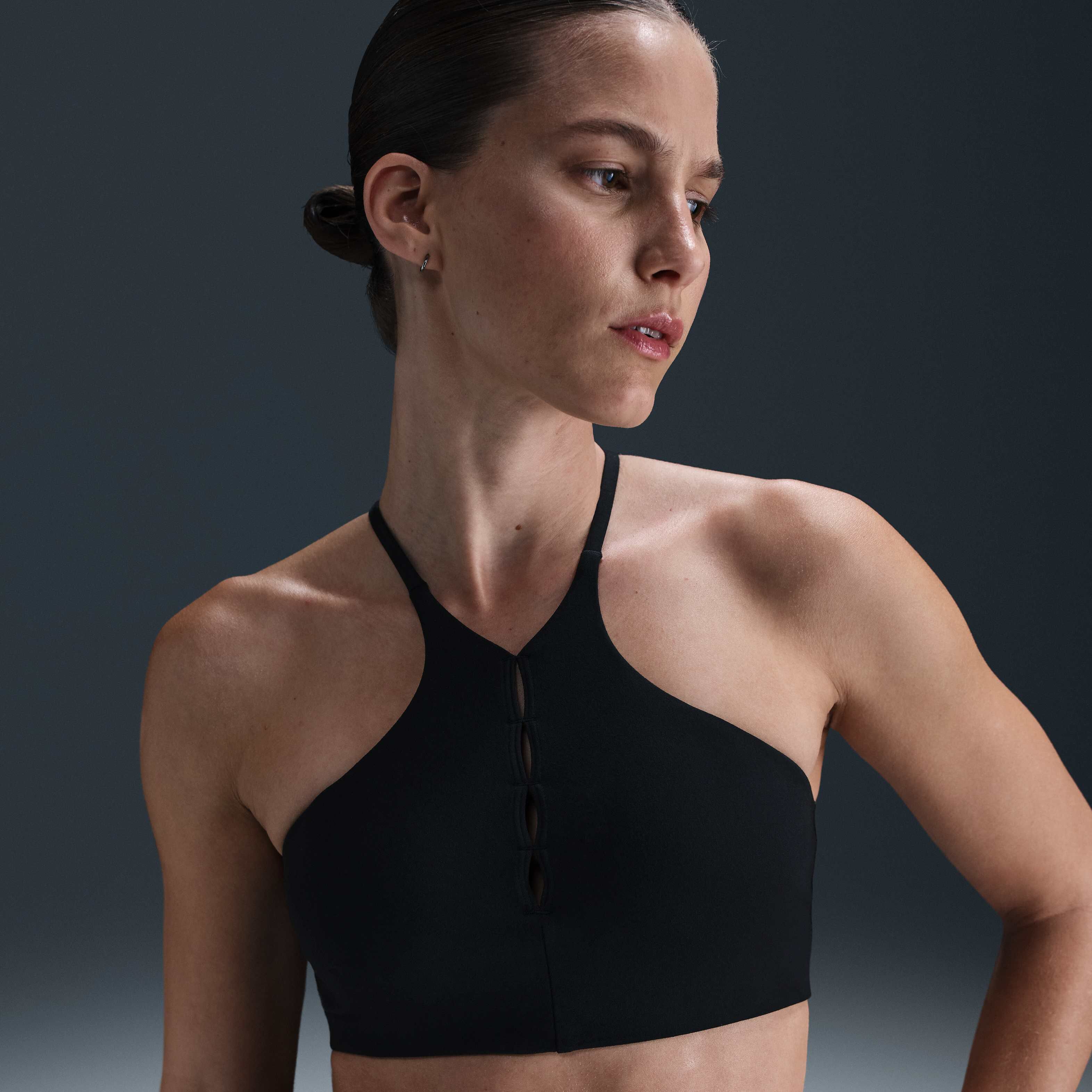 ブラジャー Nike SS25 ACTIVE BRA PADDED (HJ3726 010) Buy Nike One Keyhole Women's Light-Support Padded High-Neck
