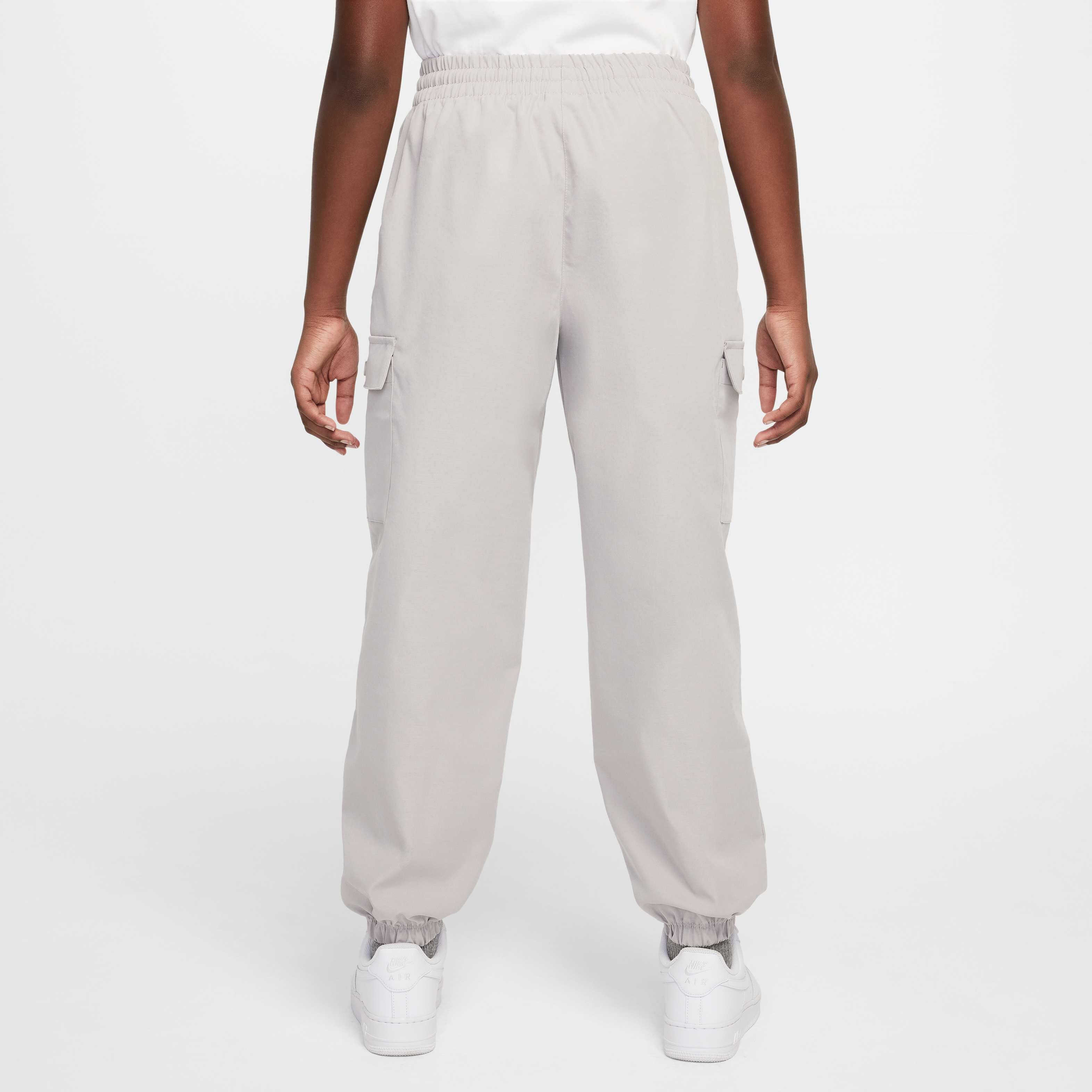 نايكي سبورتسوير image number 1