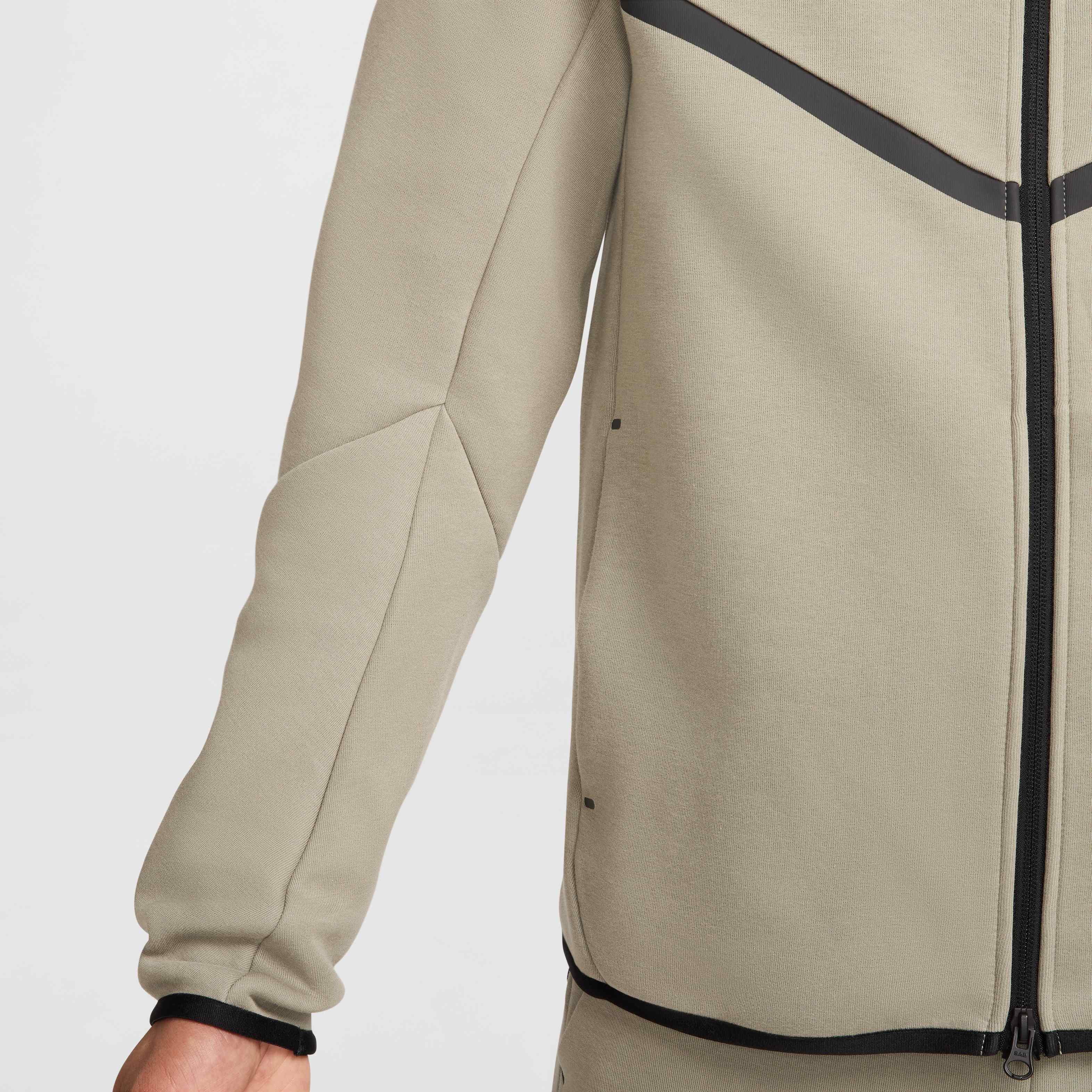 Nike Tech image number 5