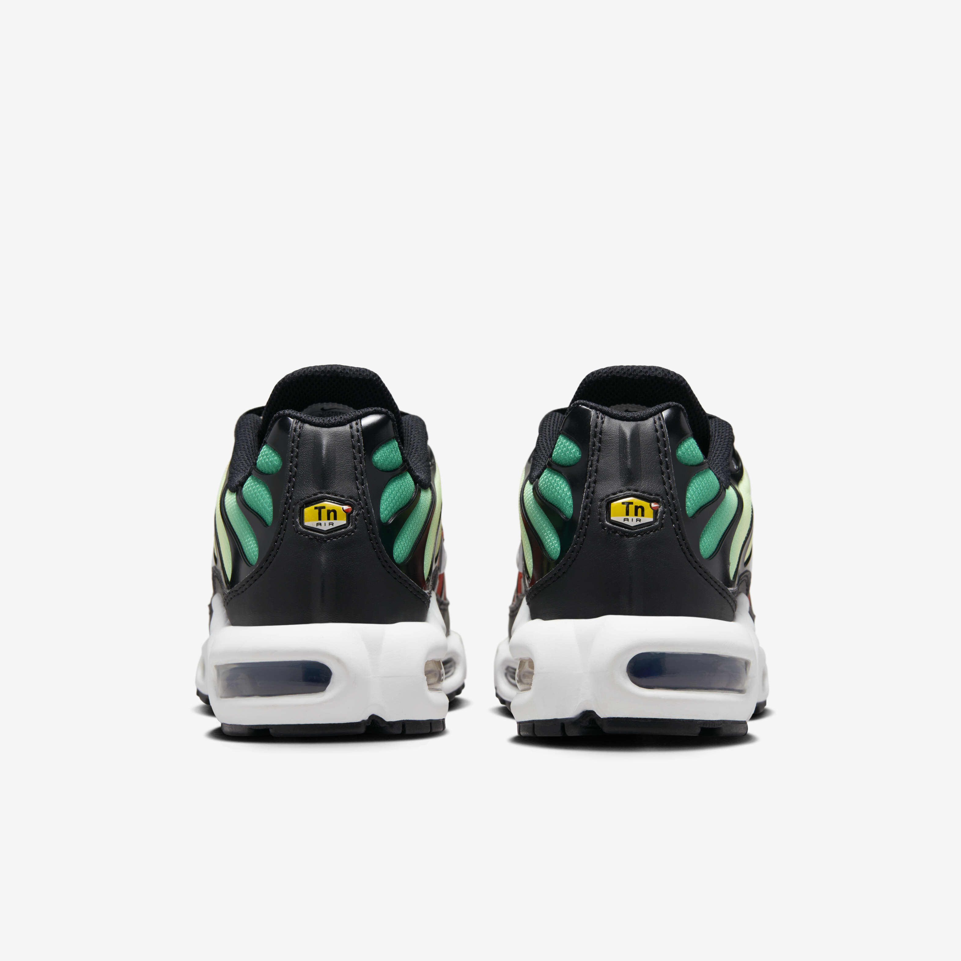 Nike Air Max Plus image number 6